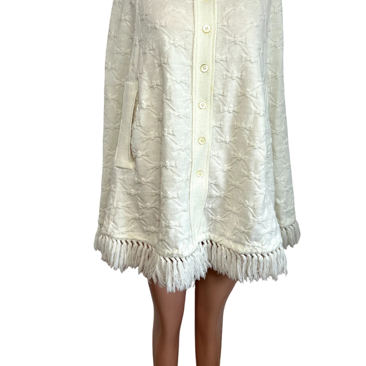 VTG 70s Cuddle Knit OS White Button Front Fringe Knit Poncho Cape Sweater Twee