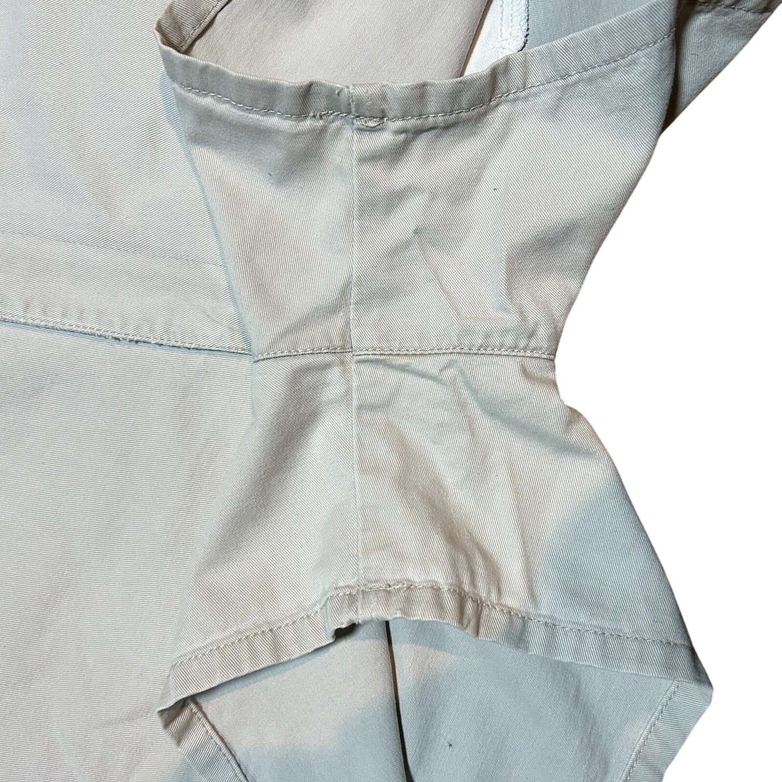 Calvin Klein Khakis VTG Made in USA 100% Cotton Flat Front Khaki Shorts Size 12