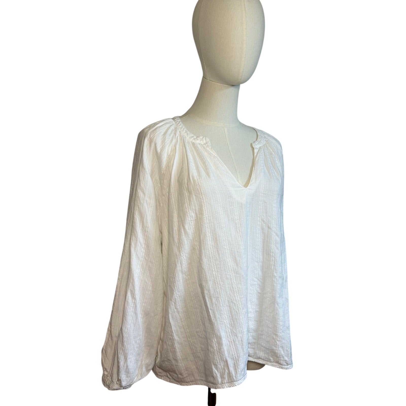 Old Navy White Textured Sea Salt Long Sleeve Top PL Casual Cottage Loungewear