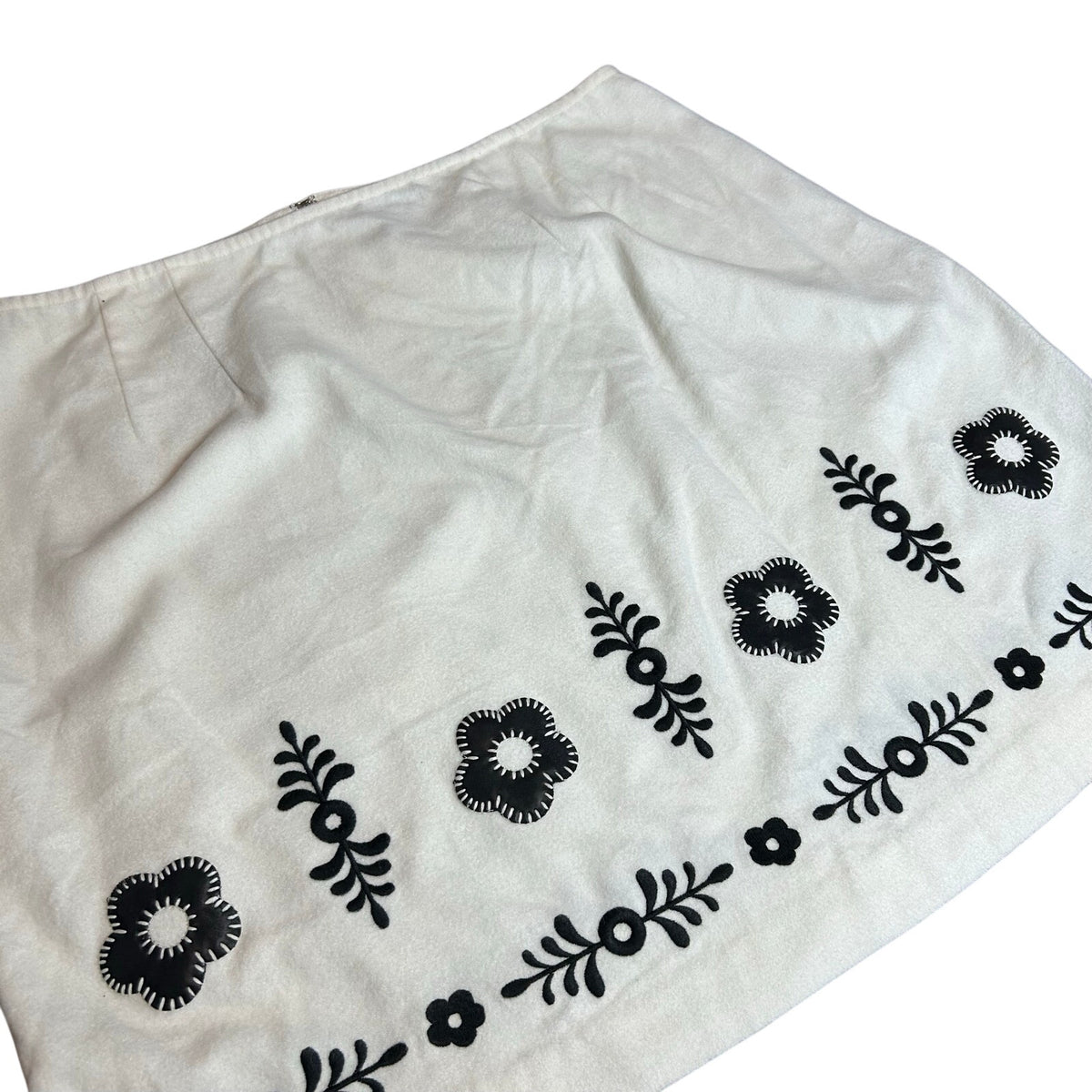 VTG 90s Venezia White Black Embroidered Mini Skirt Plus 16 XL Grunge Retro Y2K
