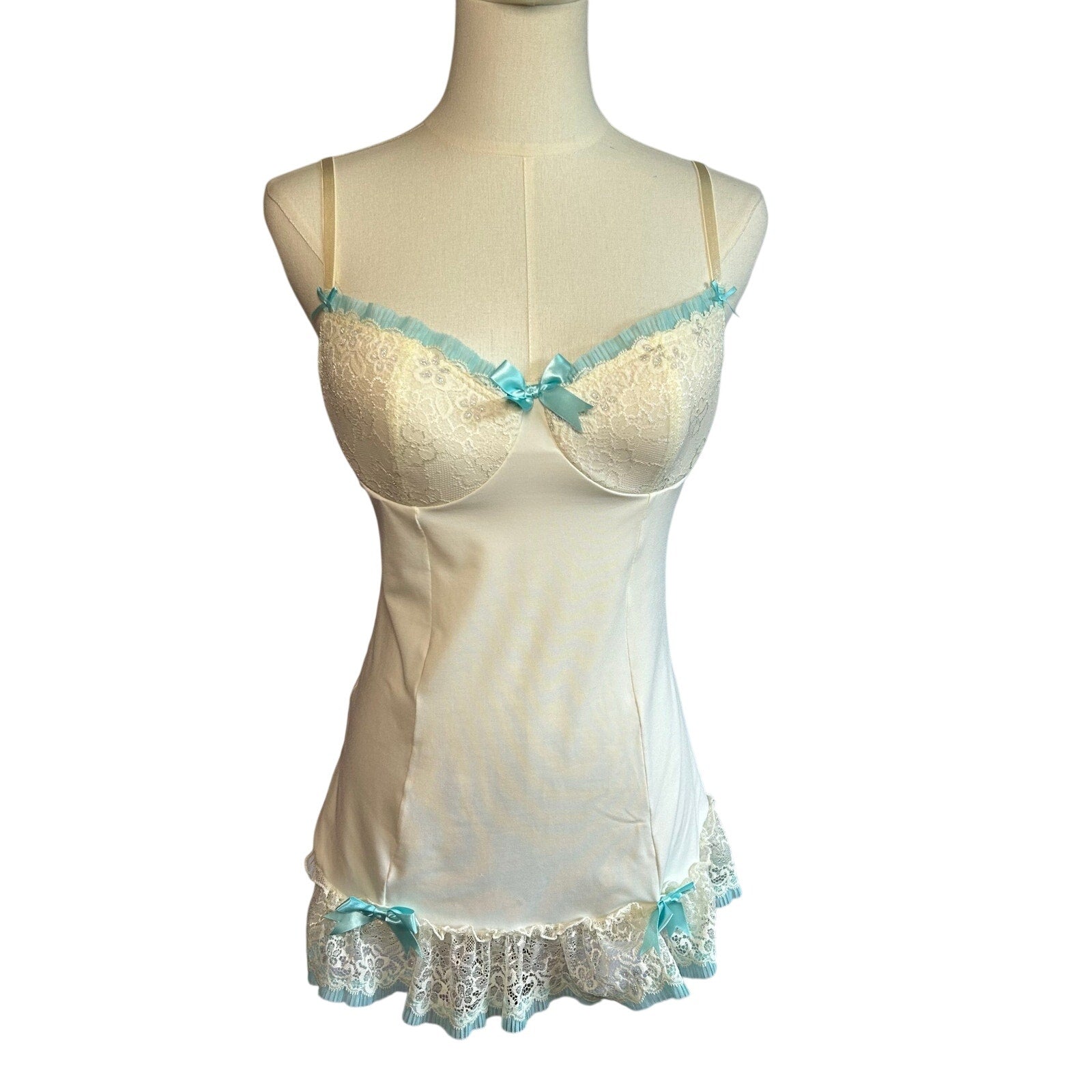 Victoria's Secret White Blue Lace Bridal Corset Bustier 34C Set Bridal Coquette