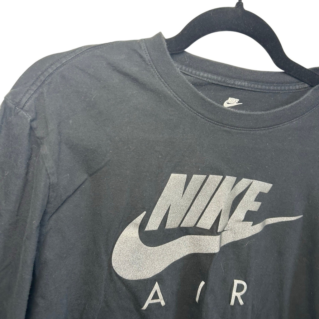 Nike Graphic T-Shirt Black L Short Sleeve Cotton Activewear Sportswear Skater