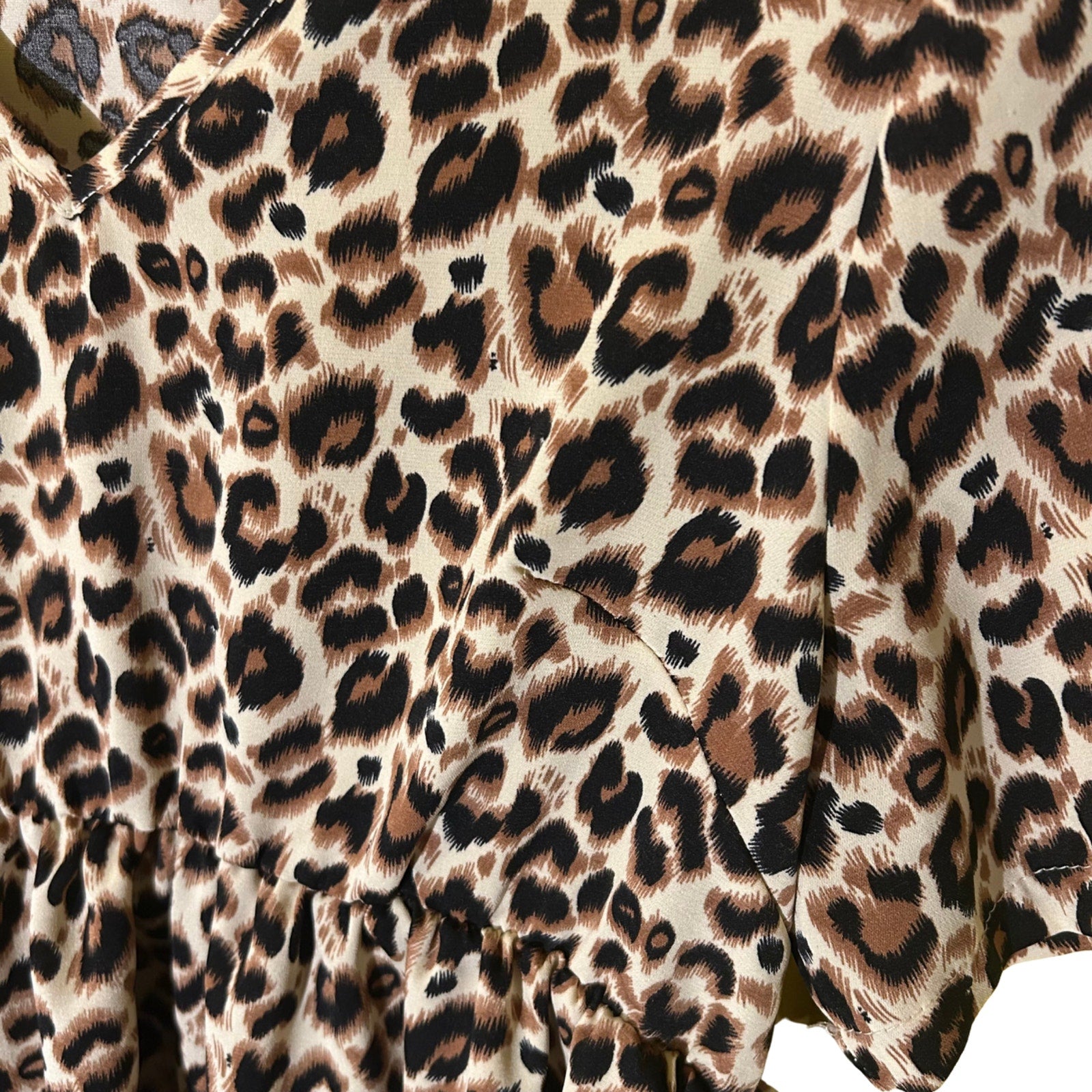Cheetah Animal Print V-Neck Elastic Waist Mini Dress Medium Mob Wife Whimsygoth