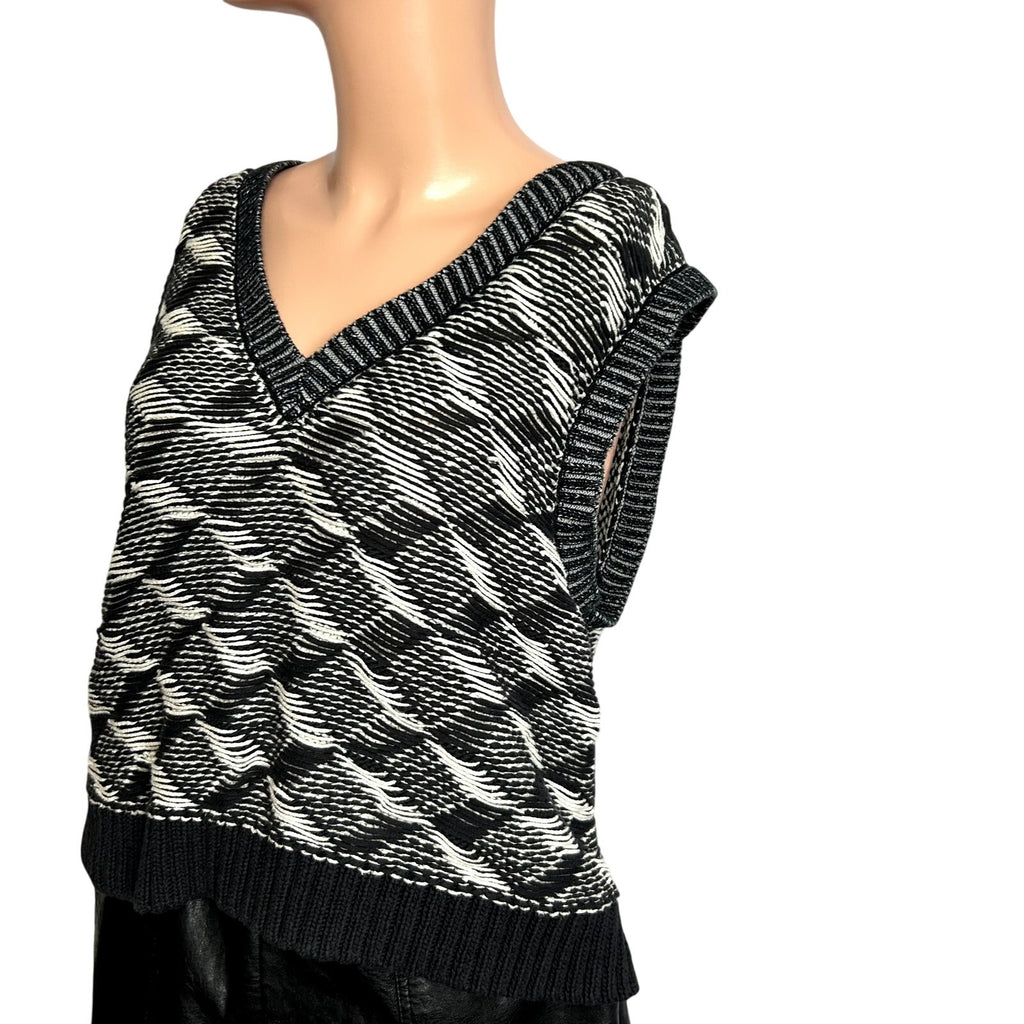 Anthropologie HWR Black White Zip Back Cotton L Sweater Vest Dark Academia Chic