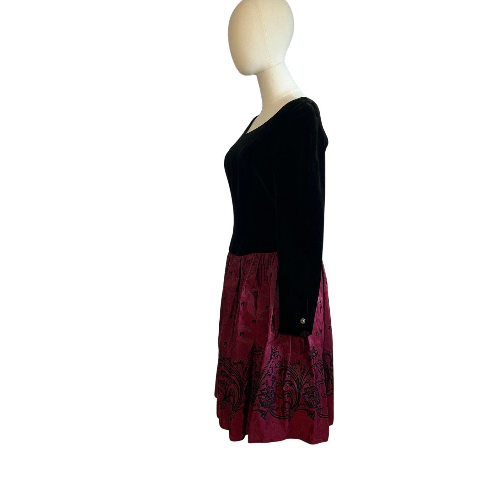 VTG 90s Laura Ashley Black Red Velvet 12 Midi Dress Long Sleeve Whimsigoth