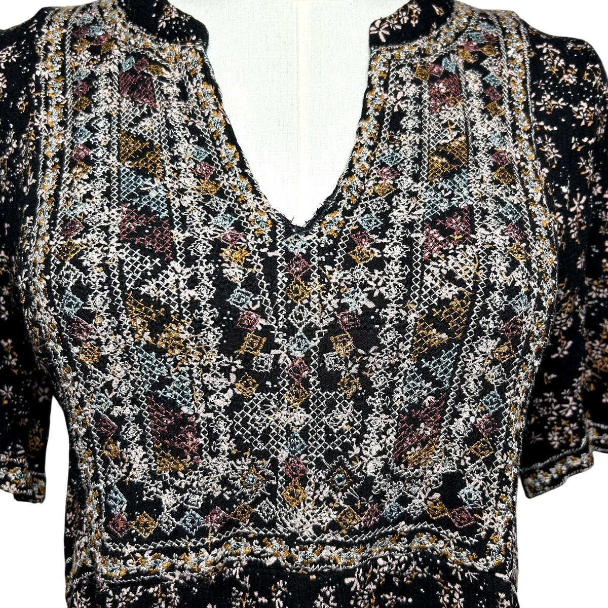 Knox Rose Black Embroidered Boho Floral Tunic Top S Boho Goth Whimsigoth Casual