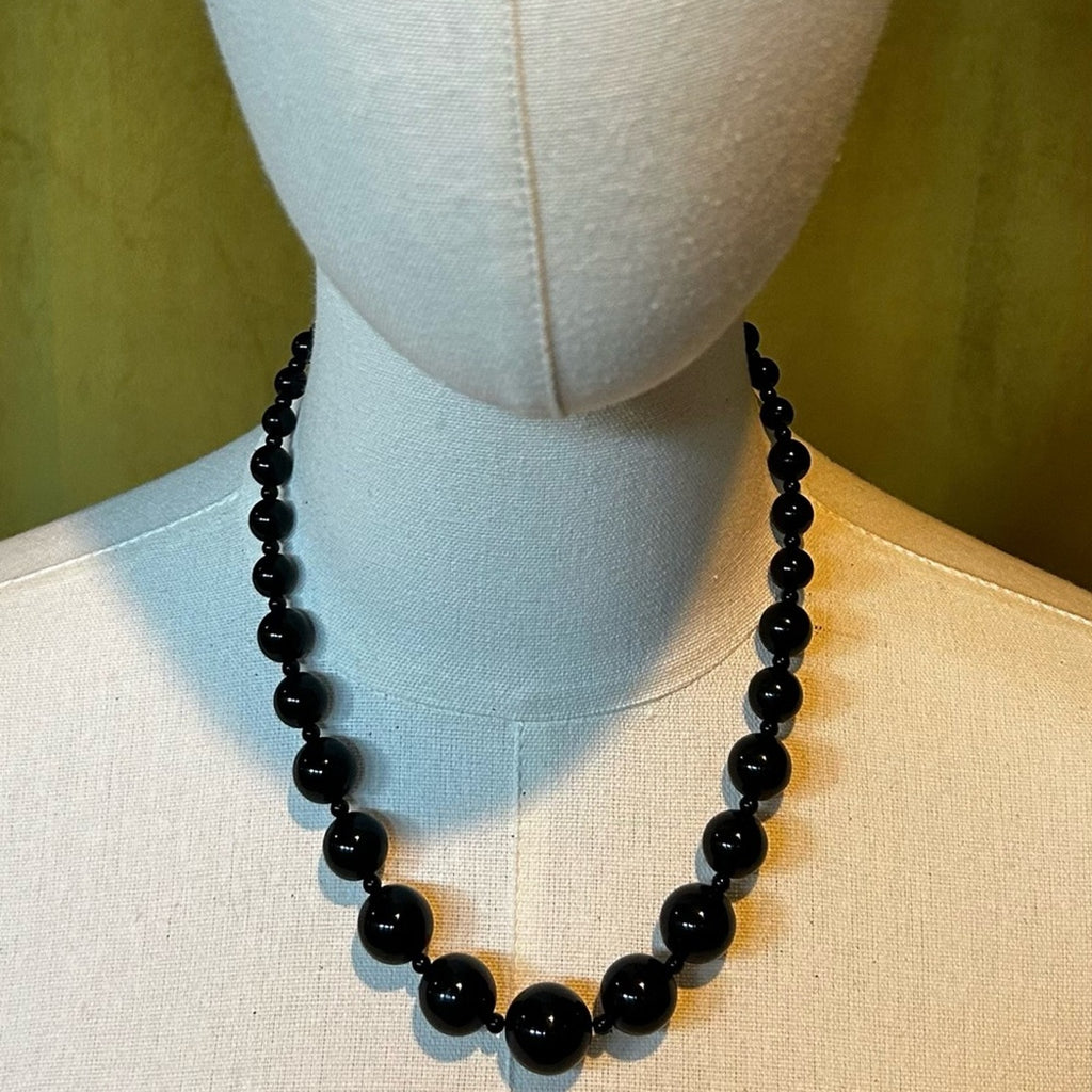 VTG Y2K Black Graduated Bead Necklace Adjustable Whimsygoth Grunge Goth Siren