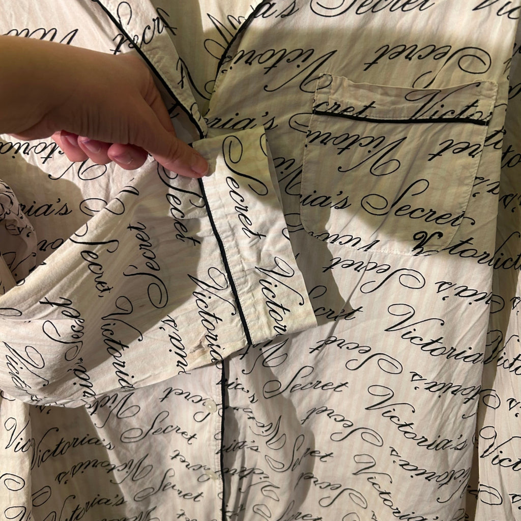 Victoria's Secret White Black Script Print Cotton Pajama Top Womens Medium