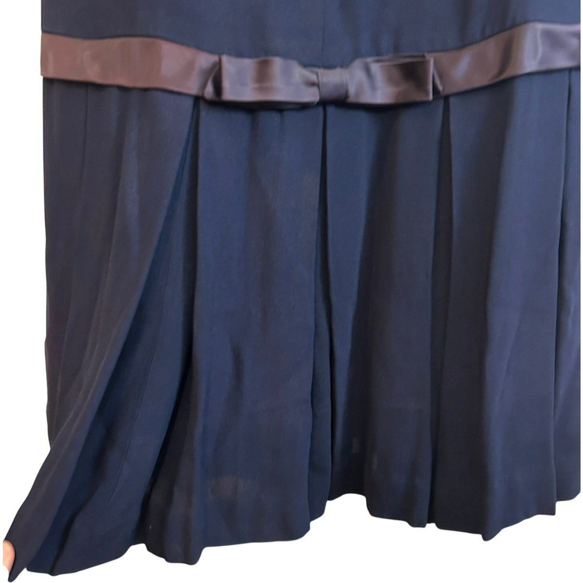 VTG 1950s Navy Blue Crepe Drop Waist Cocktail Dress Satin Bow Pleated Skirt M