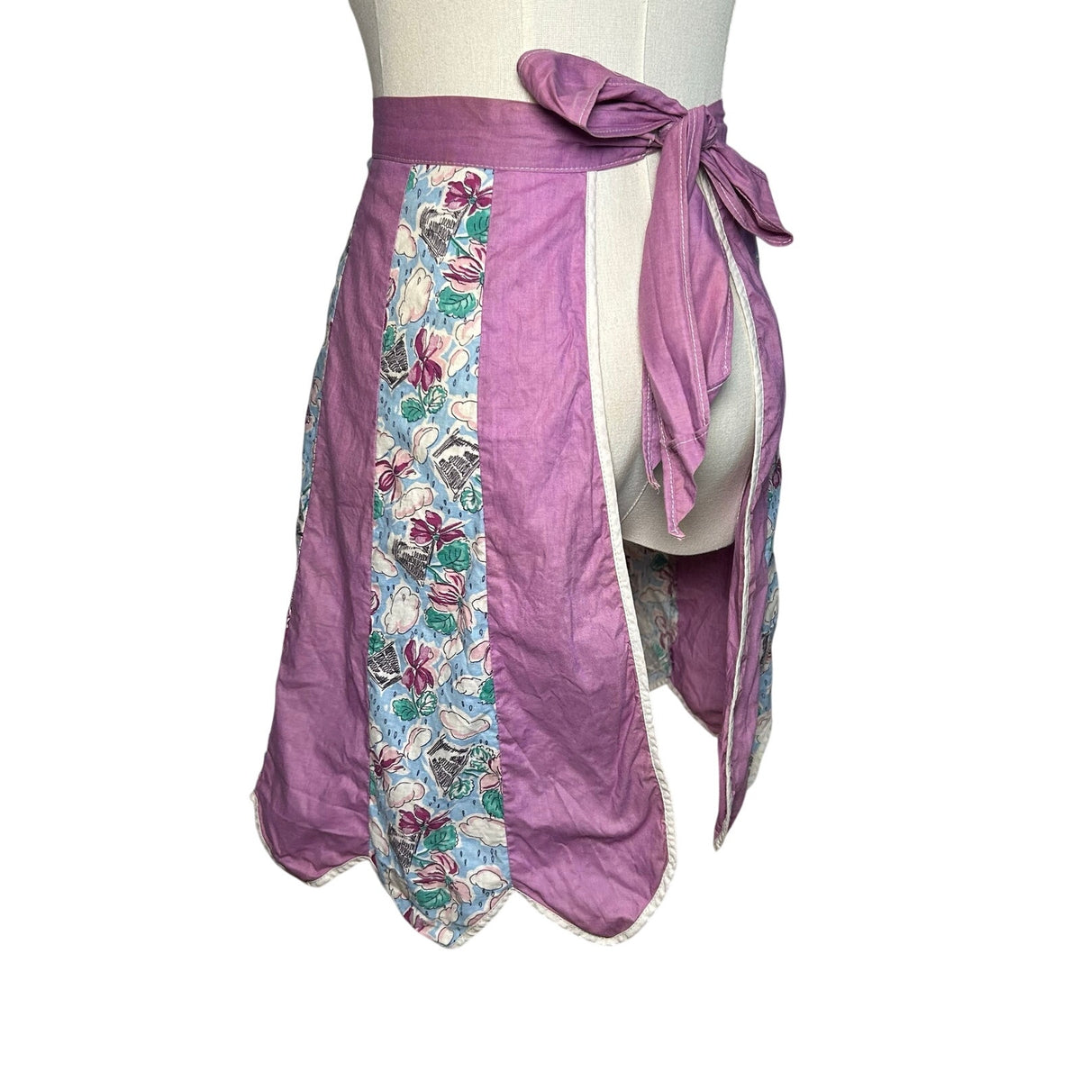 VTG 50s Purple Floral Print Half Apron Cottagecore Retro Twee Cotton Mod Pocket