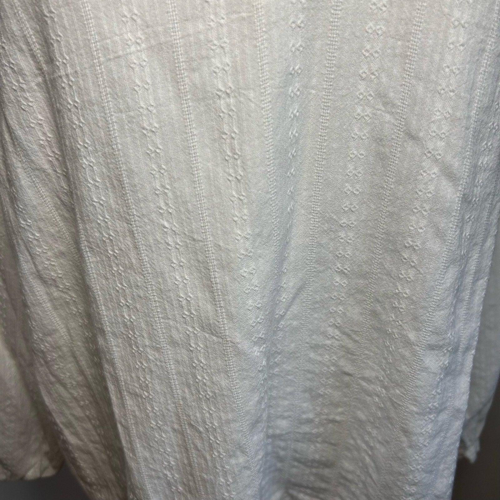 Old Navy White Textured Sea Salt Long Sleeve Top PL Casual Cottage Loungewear
