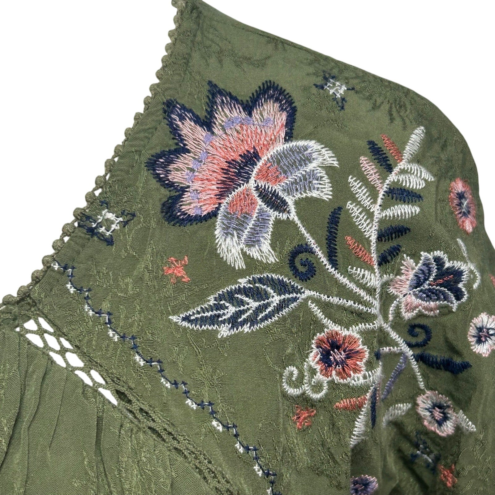 Knox Rose Blouse Small Green Rayon Embroidered Boho Peasant Indie Retro Cottage
