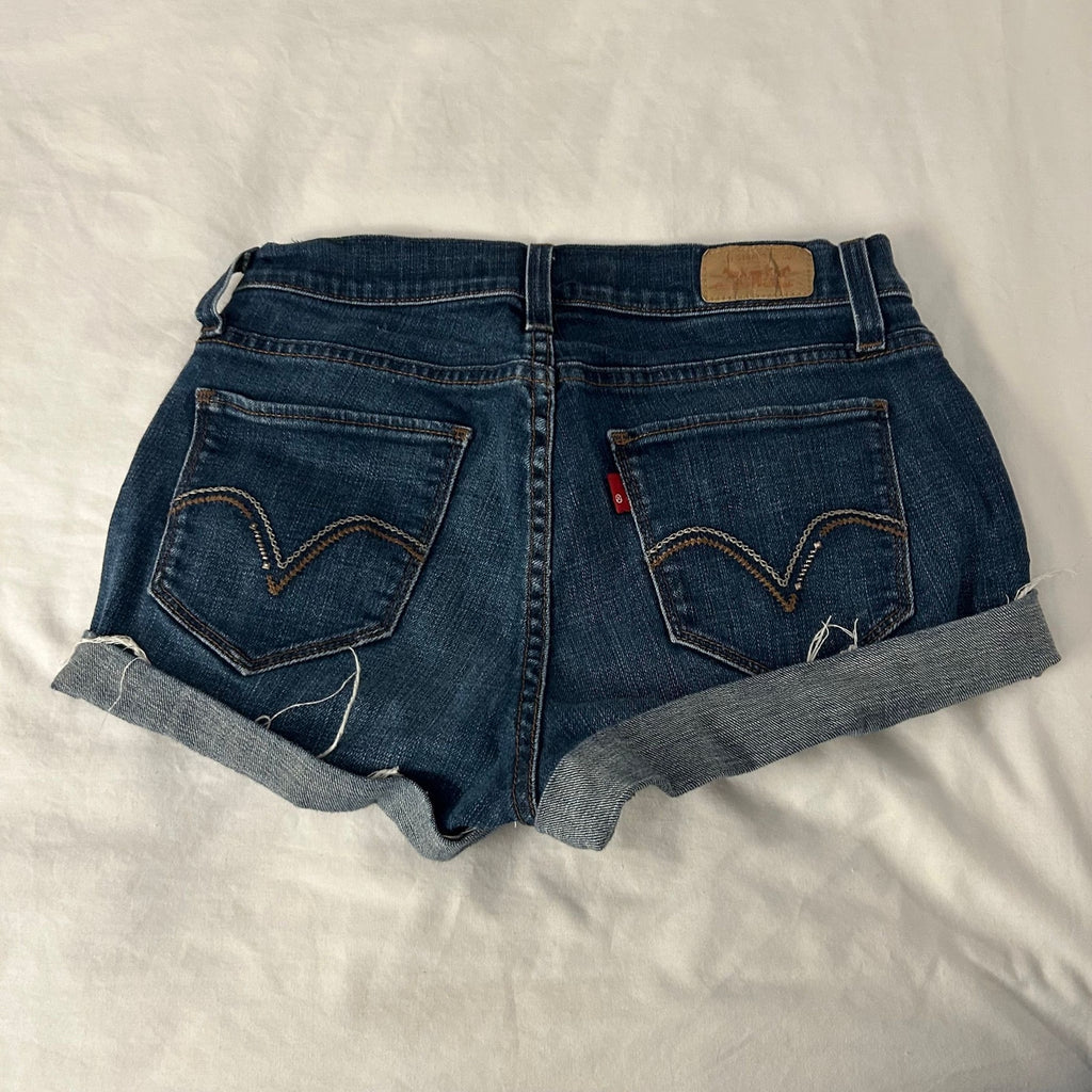 Levi's 529 Curvy Cut Off Denim Shorts Women's Size 4 Dark Wash Indigo