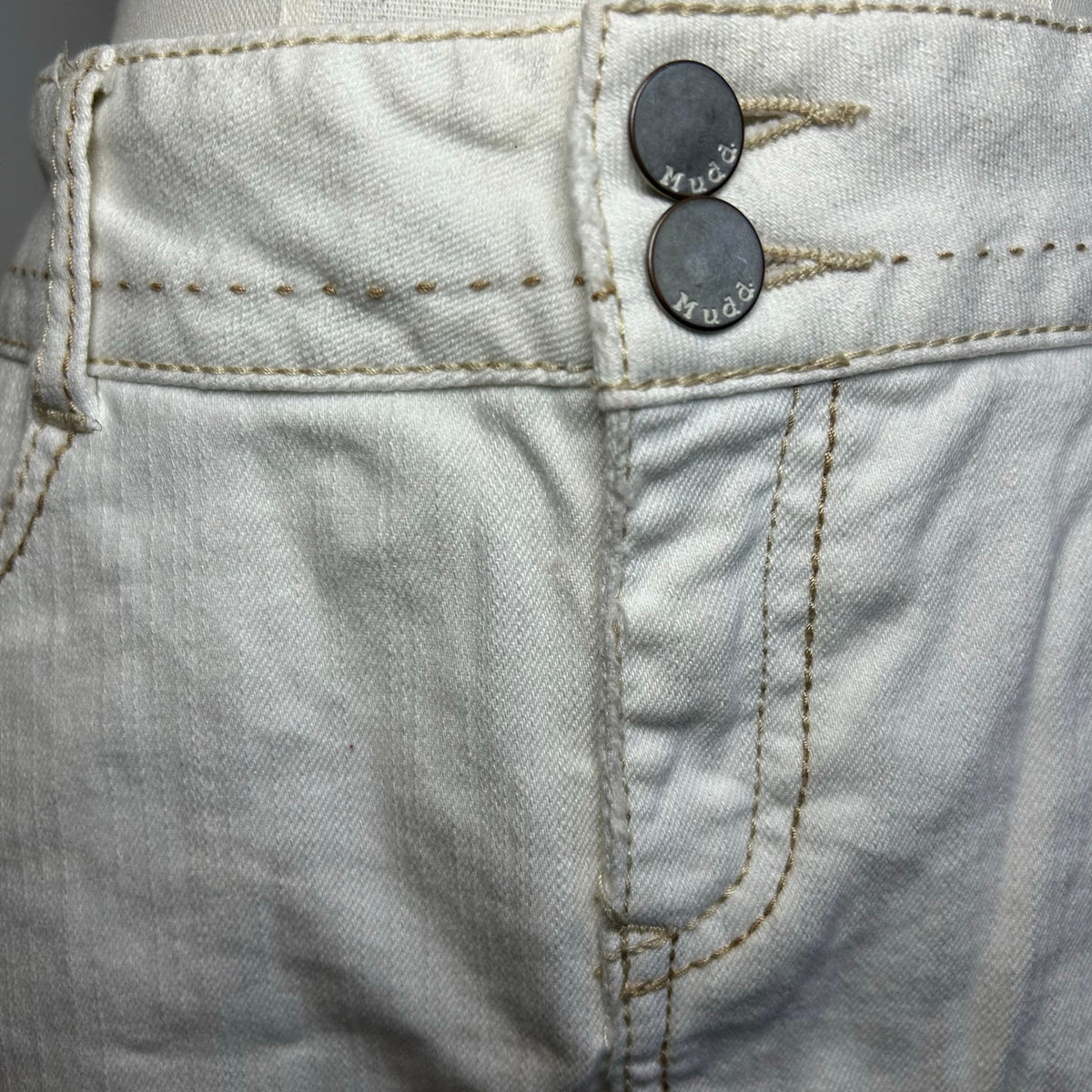VTG Y2K Mudd White Denim 8 Mini Skirt Raw Hem Grunge Streetwear Retro Casual