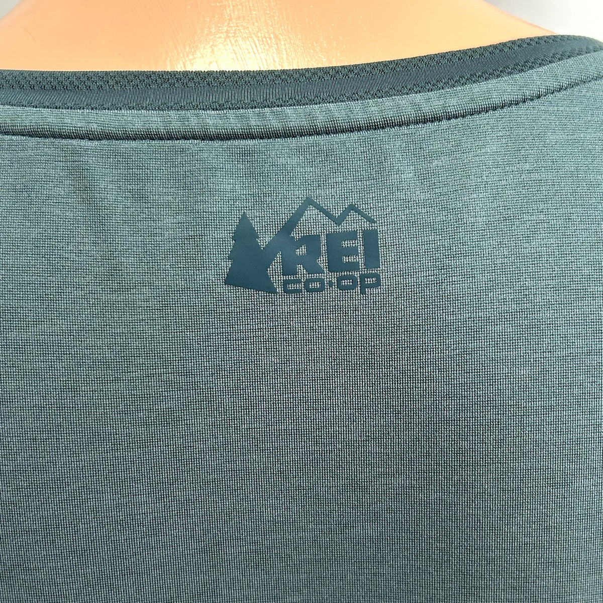 REI S Green Top Ventilated Mesh Panels Gorpcore Activewear Trail Casual Outdoor
