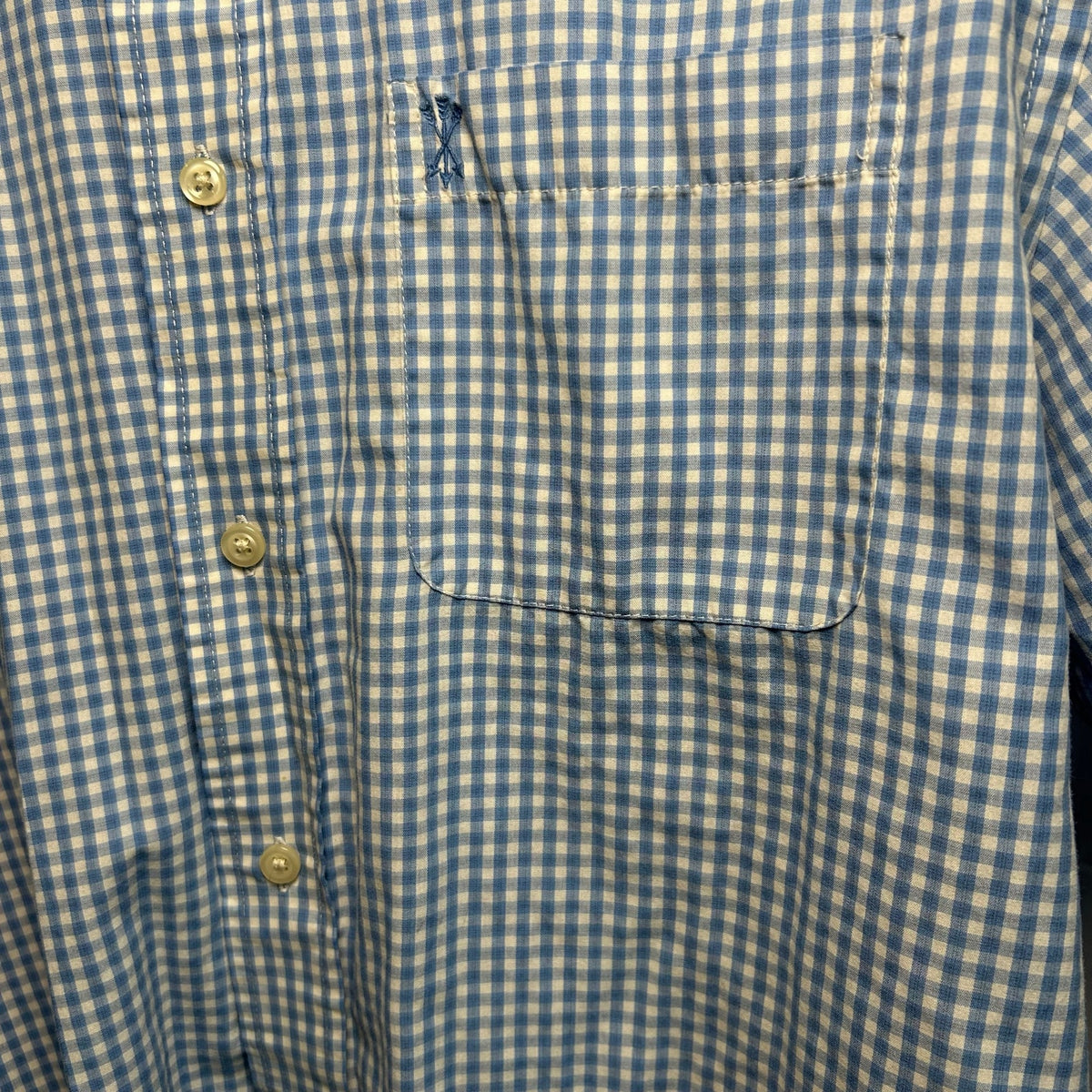 VTG Y2K Arrow Light Blue Gingham Plaid Short Sleeve Button Down Shirt Basics