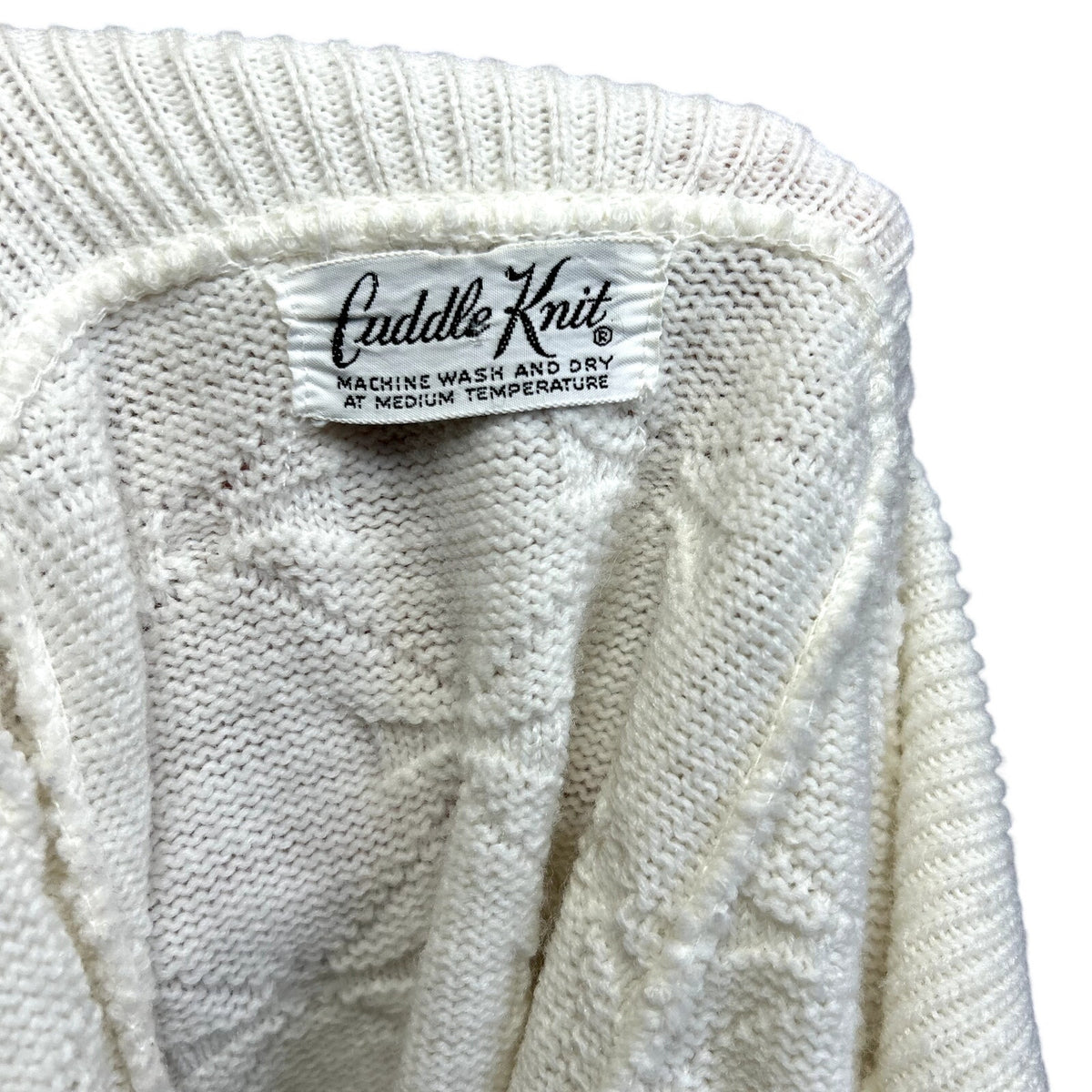 VTG 70s Cuddle Knit OS White Button Front Fringe Knit Poncho Cape Sweater Twee