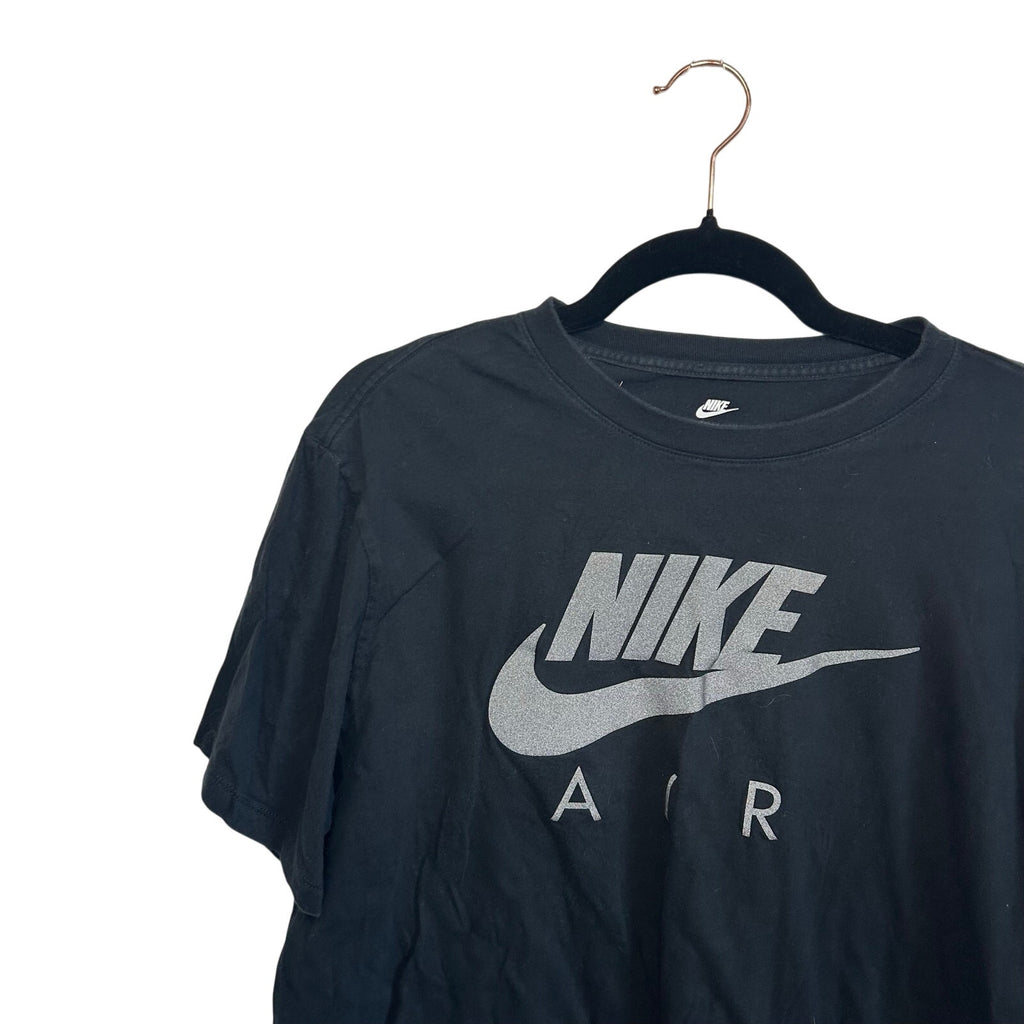 Nike Graphic T-Shirt Black L Short Sleeve Cotton Activewear Sportswear Skater