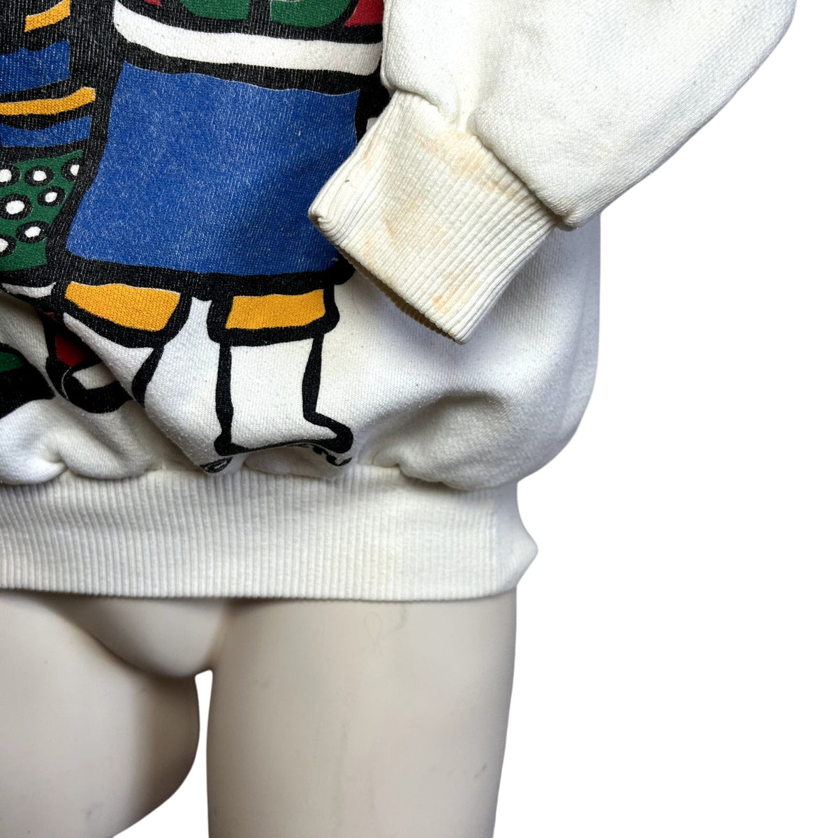 TUKTU One Size White Canadian Indigenous Art Graphic Sweatshirt Crewneck Fleece