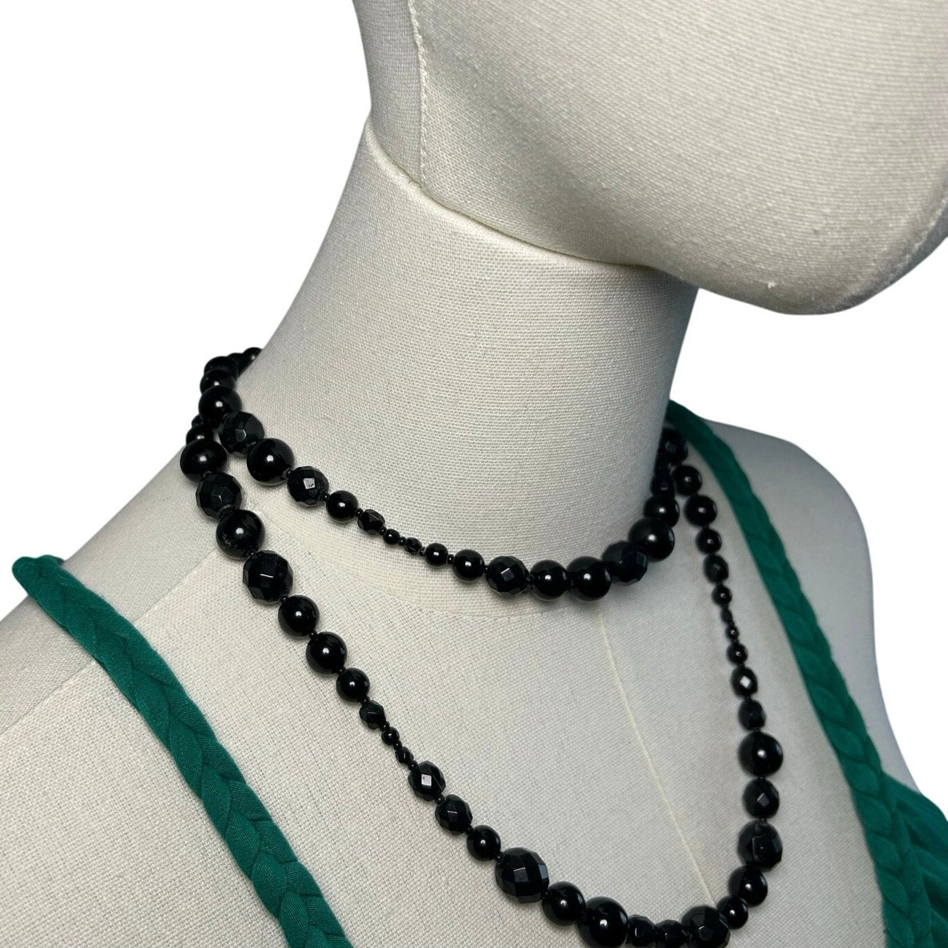 VTG Y2K Double Strand Black Bead Adjustable Choker Goth Office Siren Luxe Gatsby