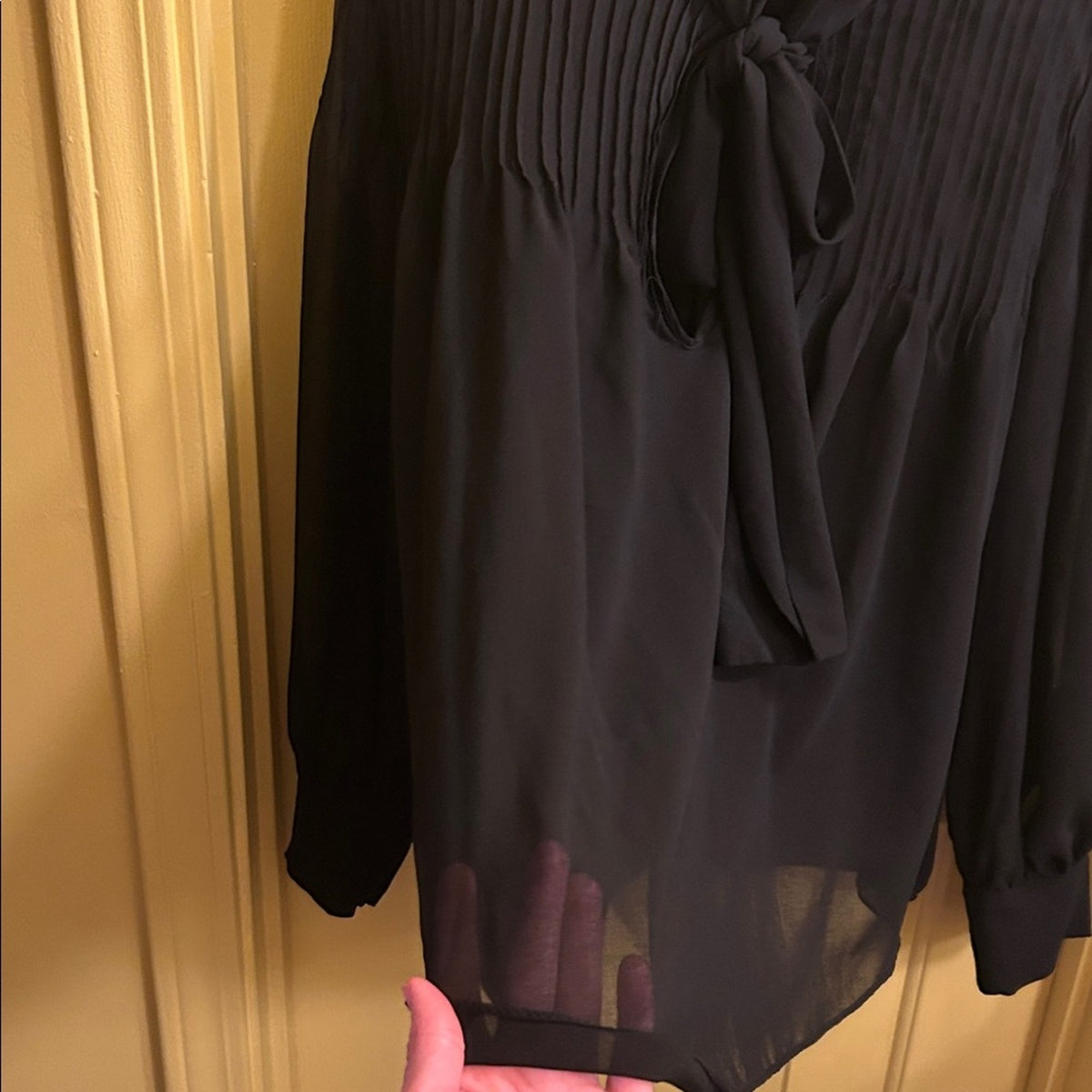 Zara Pleated Tie Neck Blouse Black Sheer Chiffon Pussy Bow Shirt Woman Large L