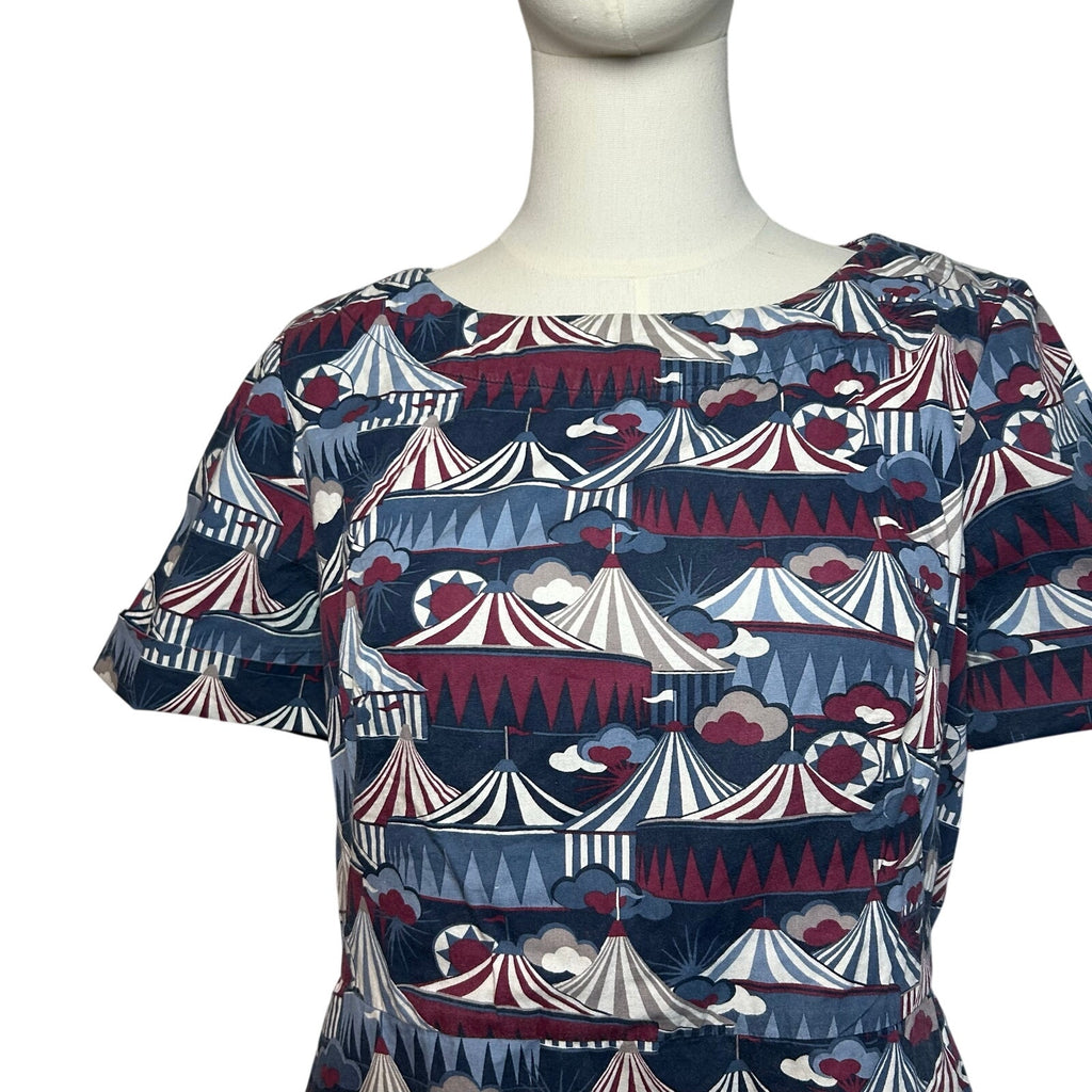 Emily & Fin Circus Tent Print Dress Blue Red M Retro Twee Indie Coquette Wiggle