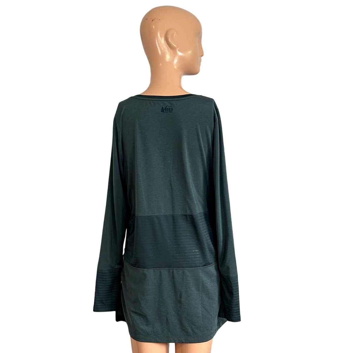 REI S Green Top Ventilated Mesh Panels Gorpcore Activewear Trail Casual Outdoor