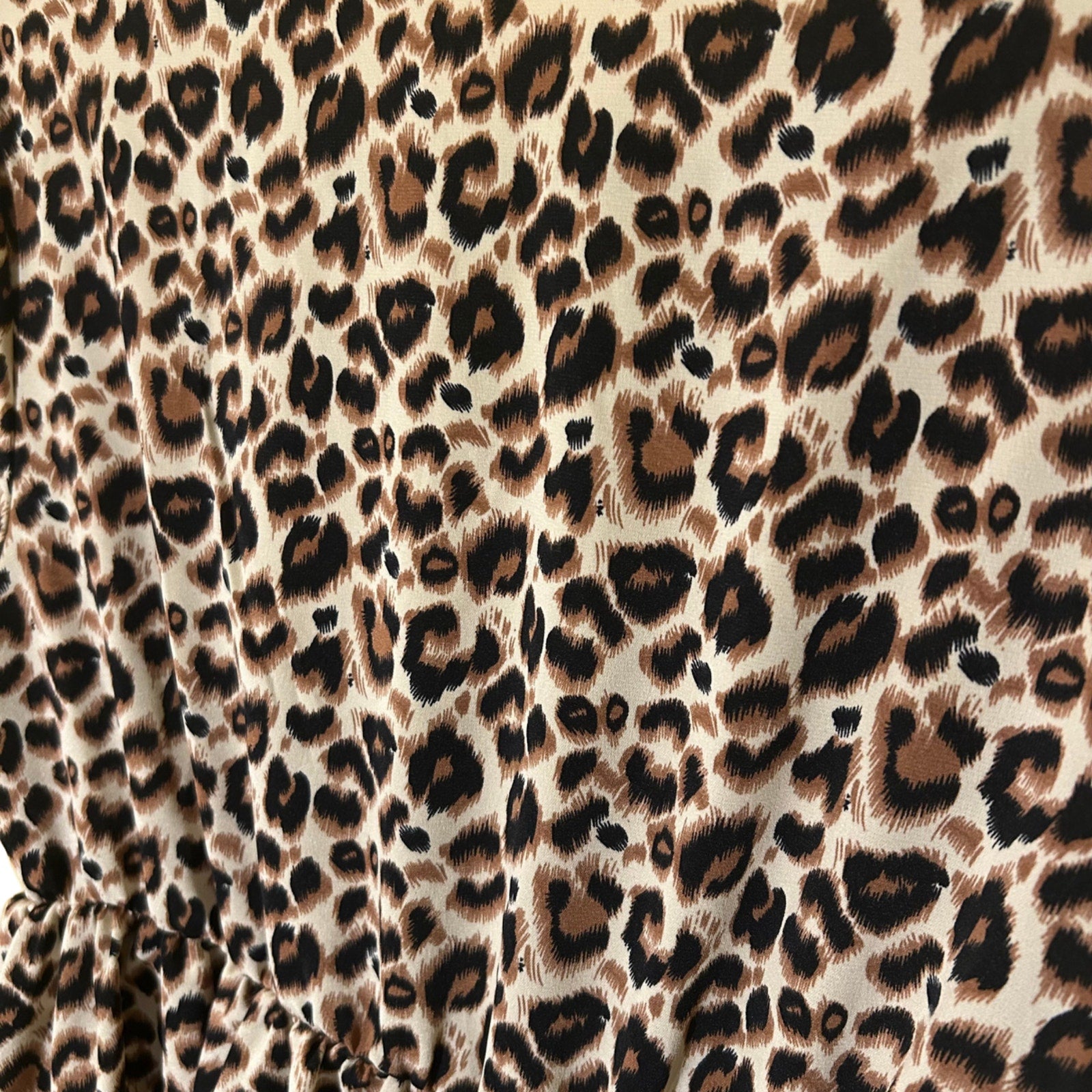 Cheetah Animal Print V-Neck Elastic Waist Mini Dress Medium Mob Wife Whimsygoth
