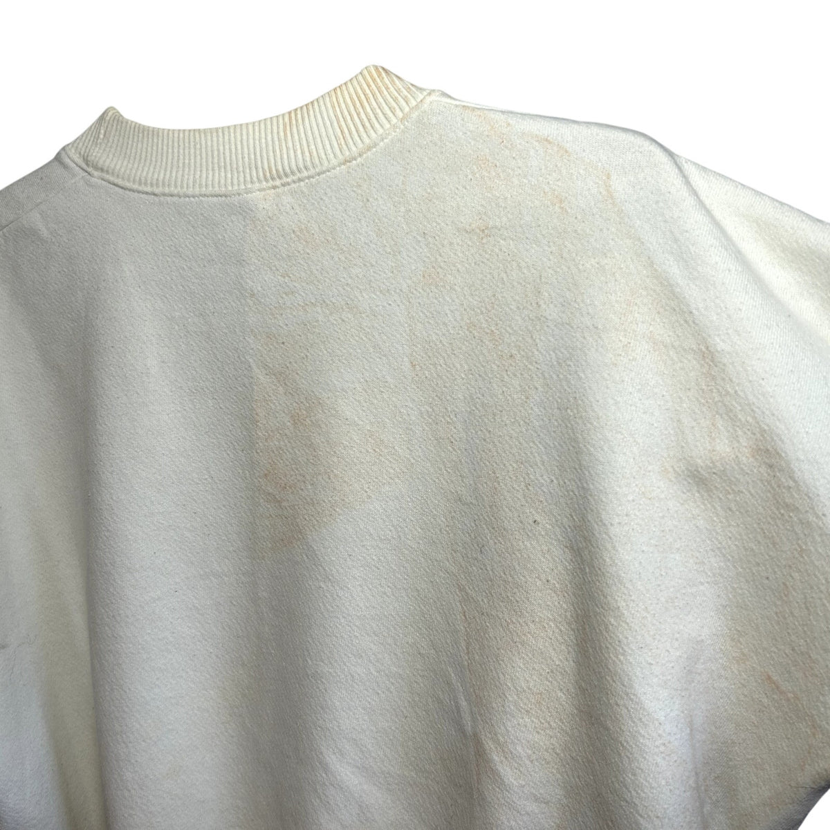 TUKTU One Size White Canadian Indigenous Art Graphic Sweatshirt Crewneck Fleece