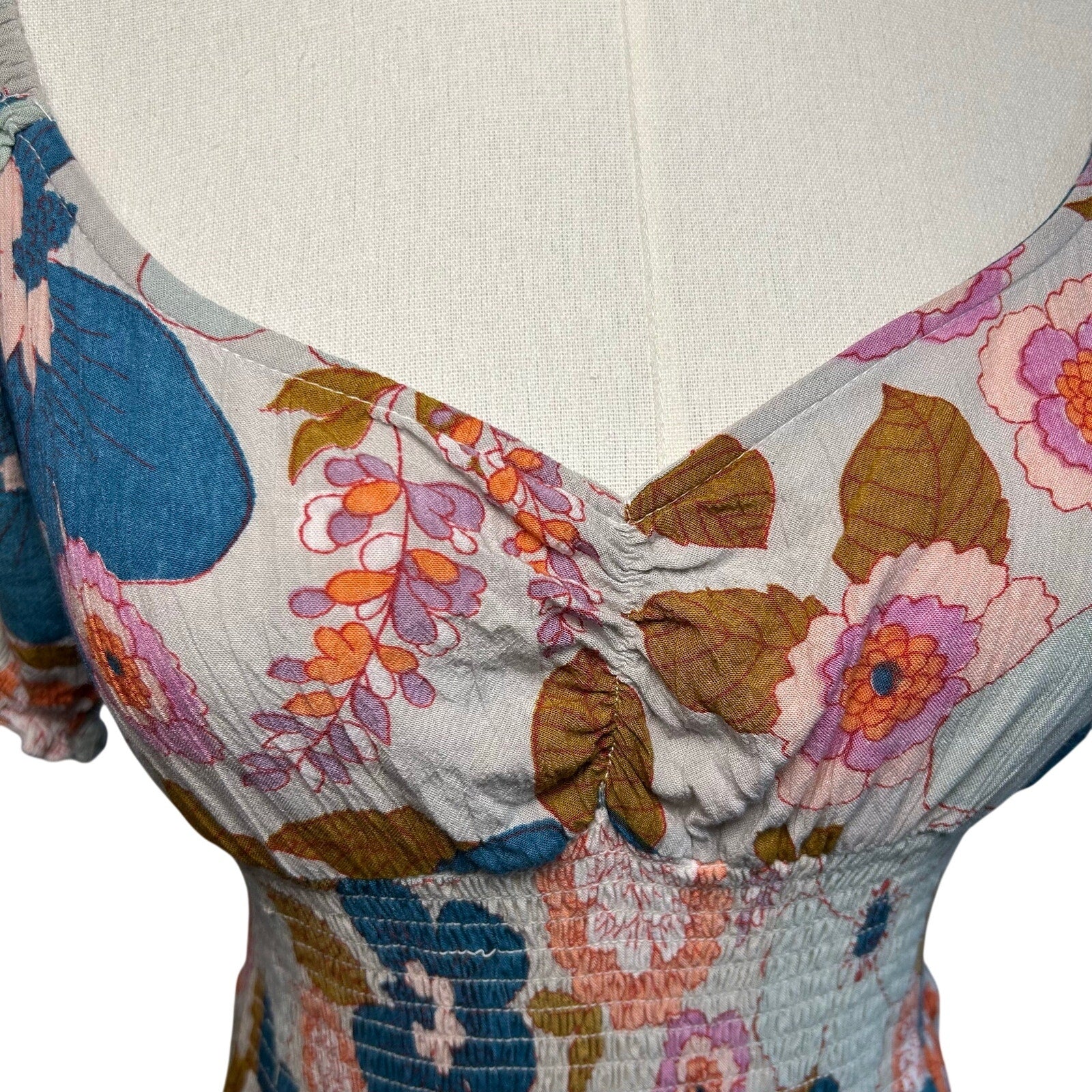 Angie Floral Smocked Boho Mini Dress Medium Cottage Indie Retro Rayon Festival