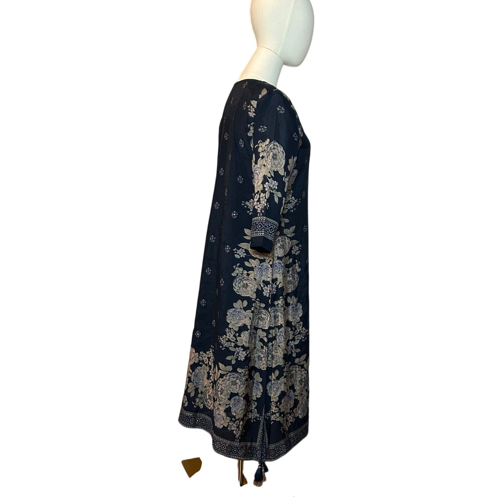 Hoondee Navy Blue Floral Embellished Kurti Tunic Dress