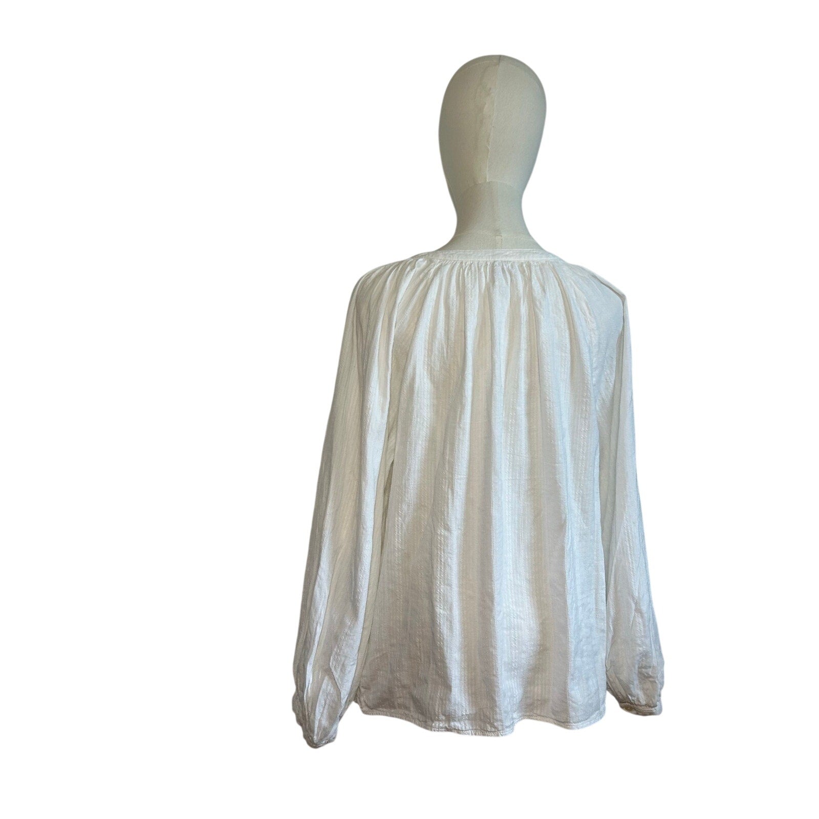 Old Navy White Textured Sea Salt Long Sleeve Top PL Casual Cottage Loungewear