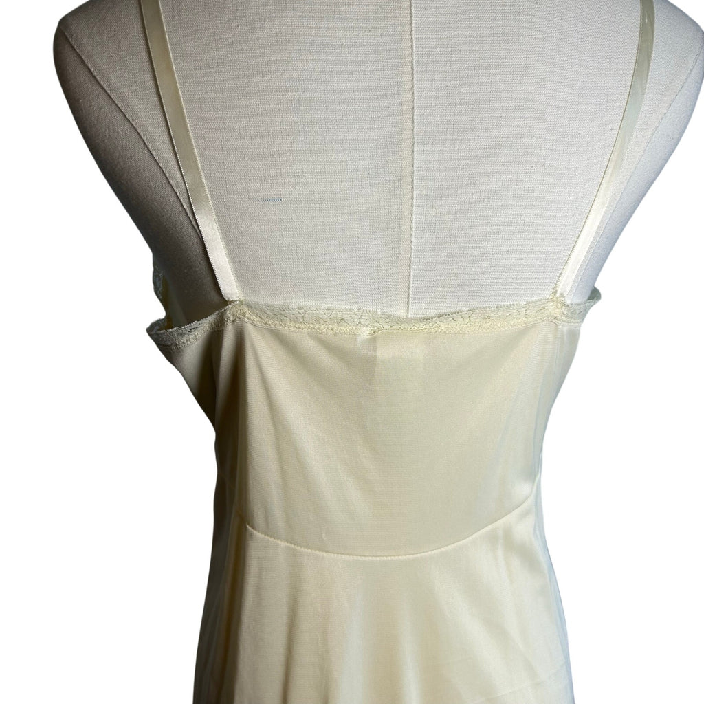 VTG 70s JCPenney Cream Slip S Minimalist Lingerie Coquette Cottage Romantic Twee