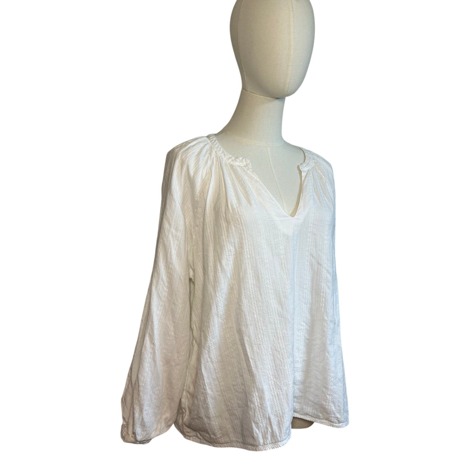 Old Navy White Textured Sea Salt Long Sleeve Top PL Casual Cottage Loungewear