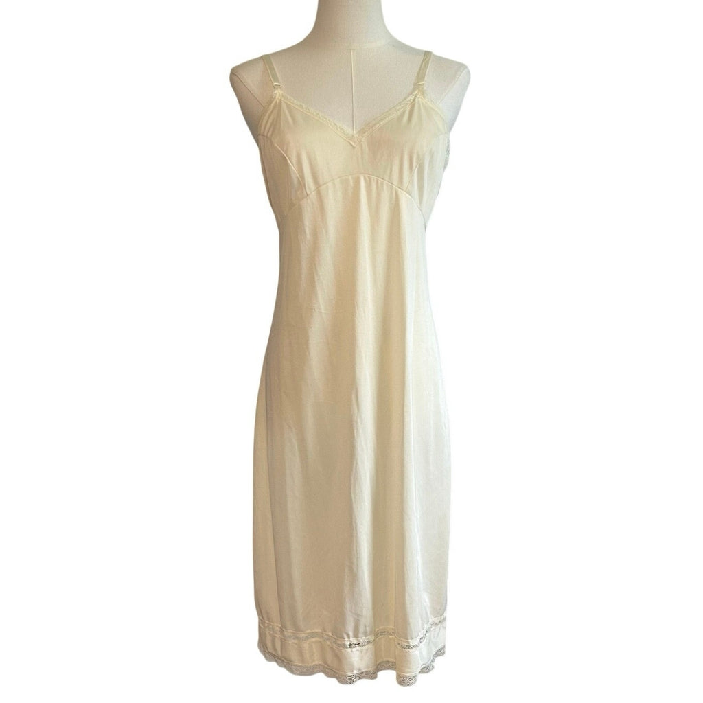 VTG 70s JCPenney Cream Slip S Minimalist Lingerie Coquette Cottage Romantic Twee