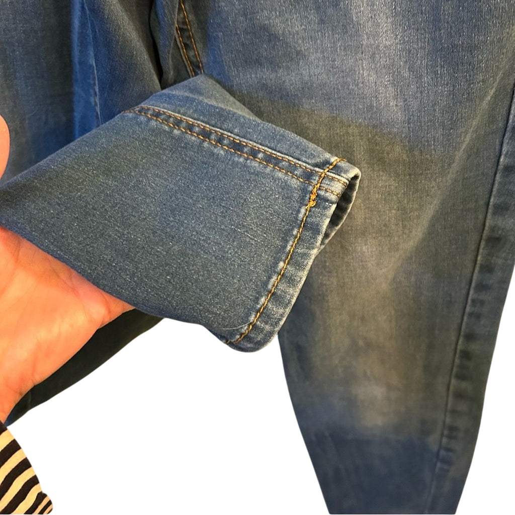 WASSIO Luxe Straight Leg Jeans Size 6 Medium Wash Stretch Blue Denim RN 159052