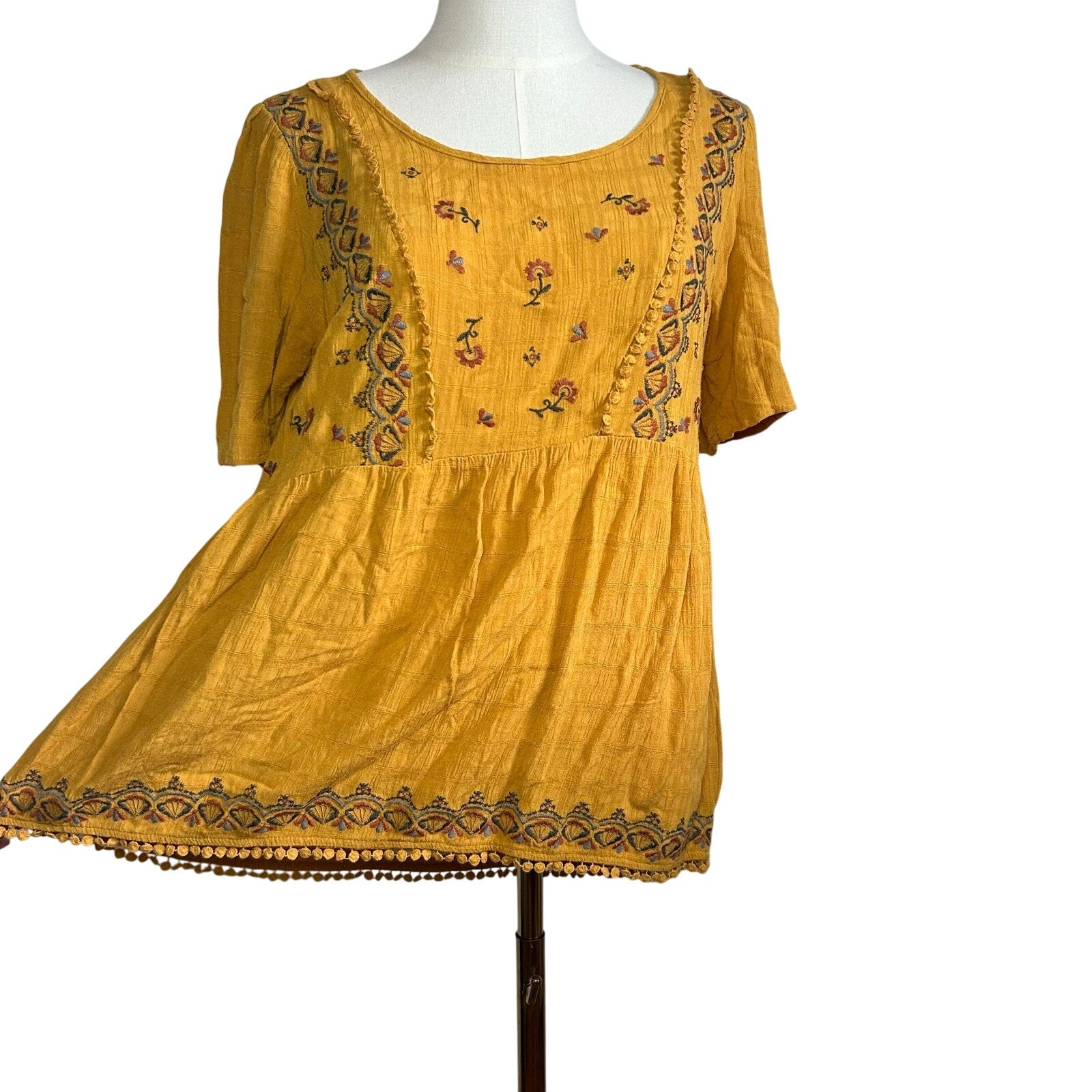 Knox Rose M Yellow Embroidered Tunic Top Boho Peasant Cottage Fairy Indie Casual