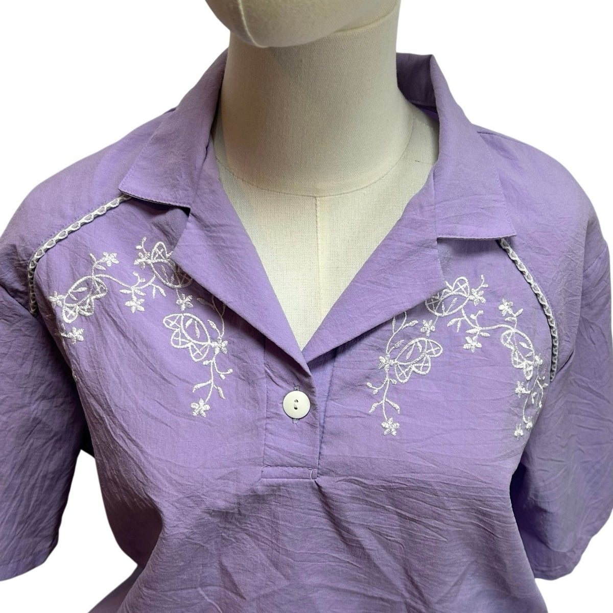 VTG 90s BonWorth Embroidered Floral Pullover Windbreaker Purple Small Gorpcore