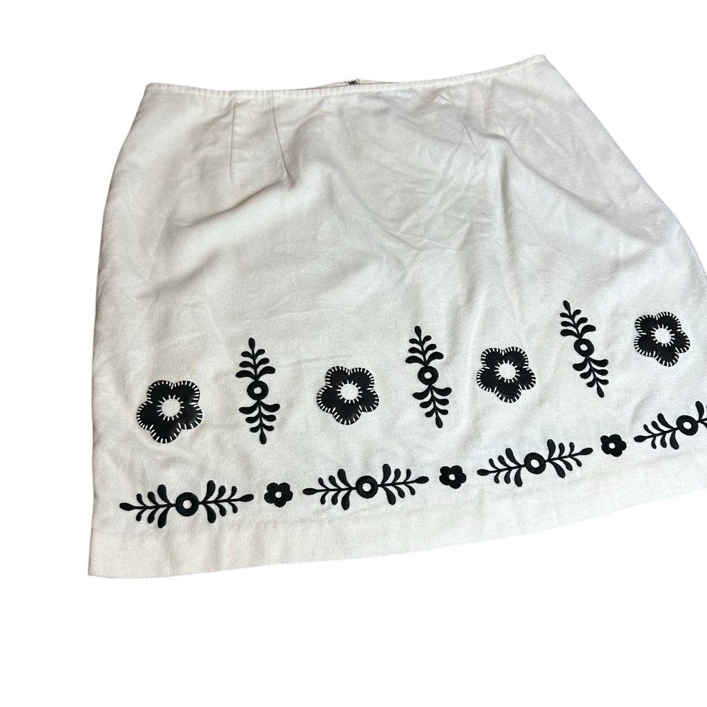 VTG 90s Venezia White Black Embroidered Mini Skirt Plus 16 XL Grunge Retro Y2K