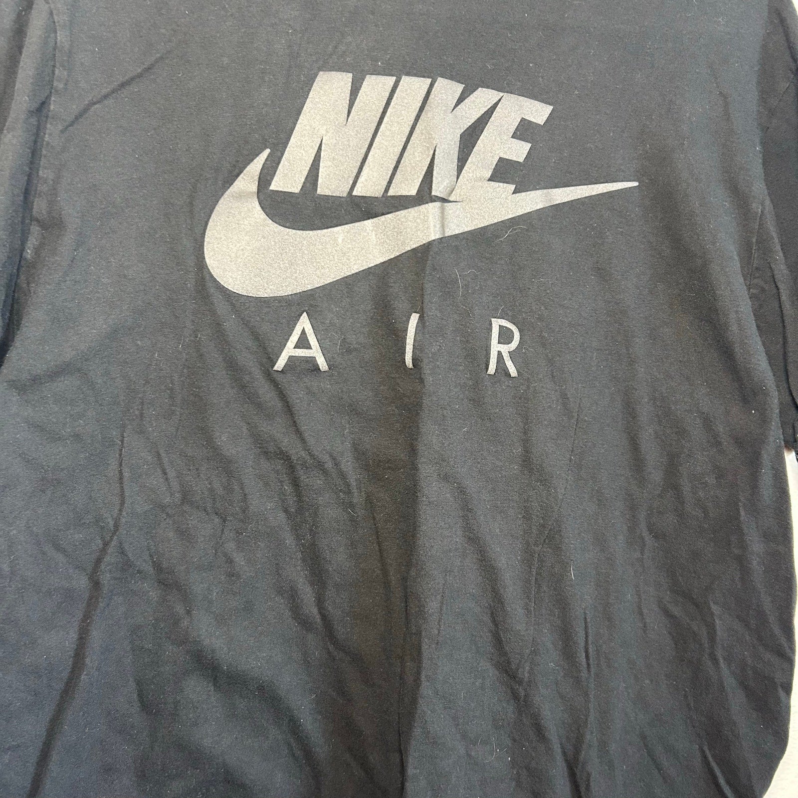 Nike Graphic T-Shirt Black L Short Sleeve Cotton Activewear Sportswear Skater
