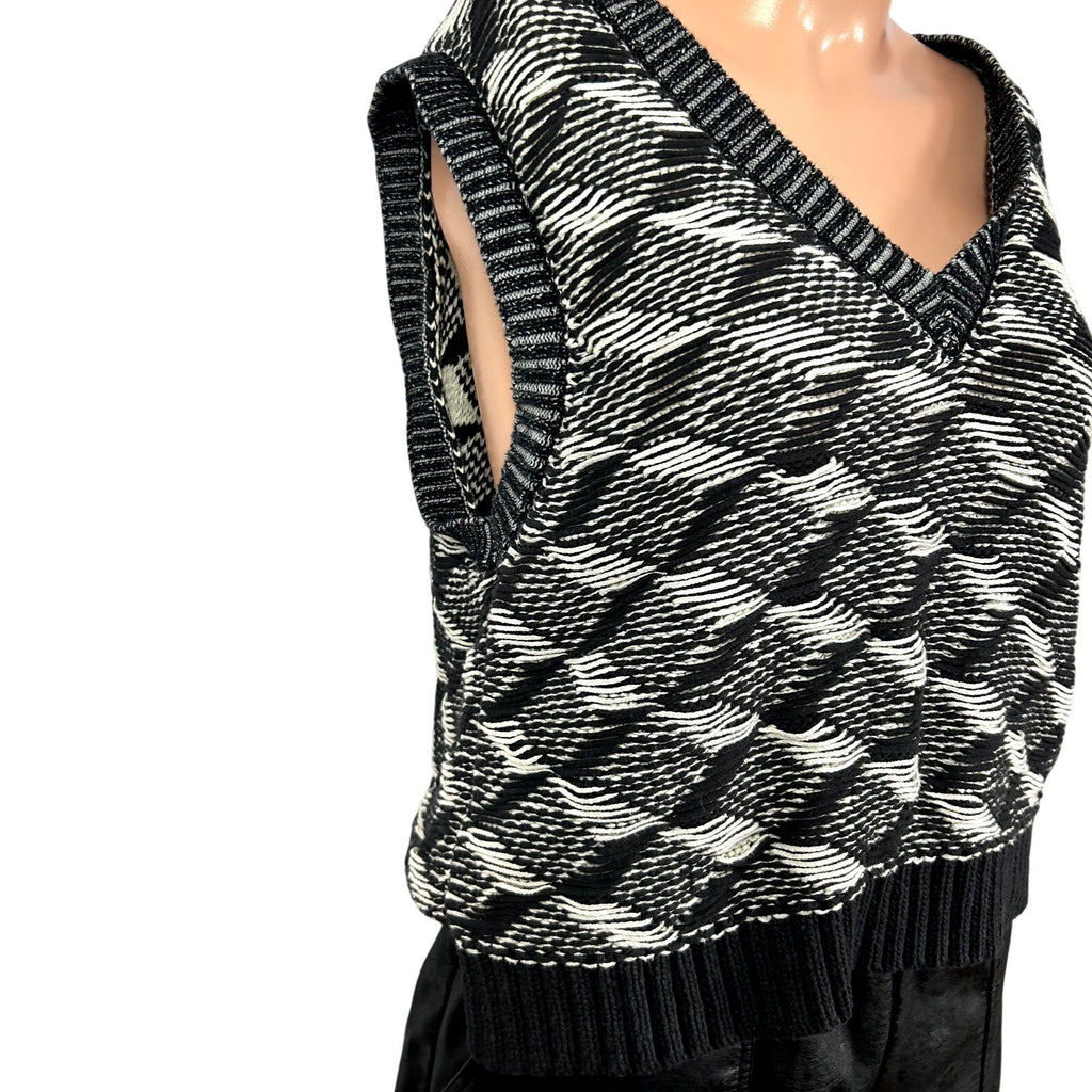 Anthropologie HWR Black White Zip Back Cotton L Sweater Vest Dark Academia Chic