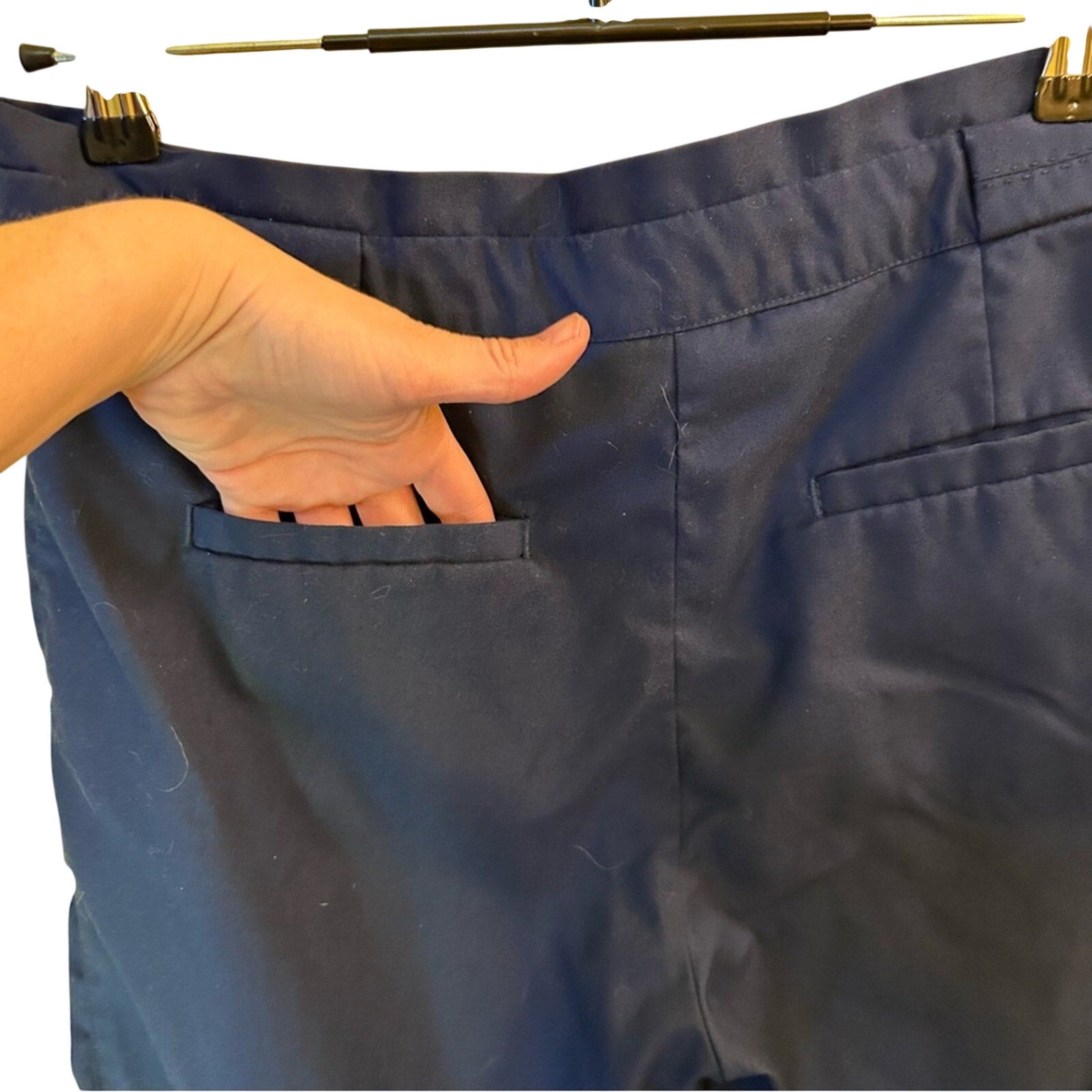 H&M Navy Blue High Waisted Pleated Cropped Ankle Pants Size 8 Career Minimalist