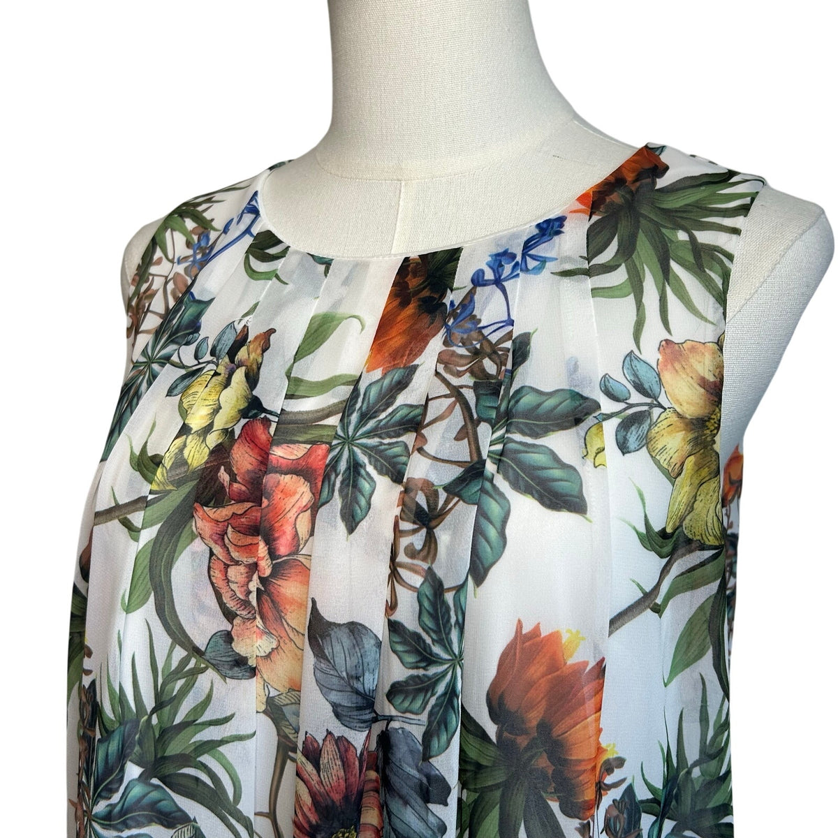 Emma & Michele Multicolor Floral Chiffon Pleated PL Mini Dress Keyhole Coquette