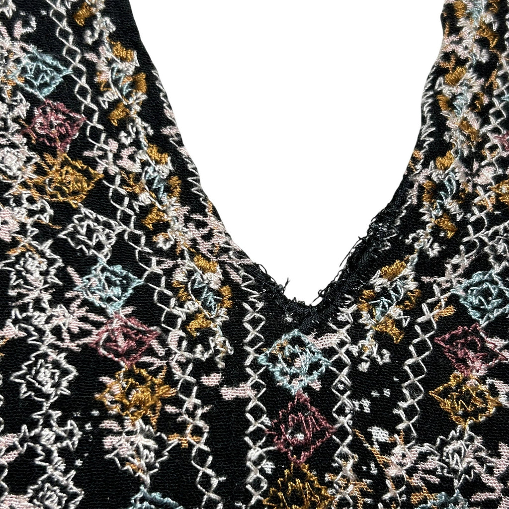 Knox Rose Black Embroidered Boho Floral Tunic Top S Boho Goth Whimsigoth Casual