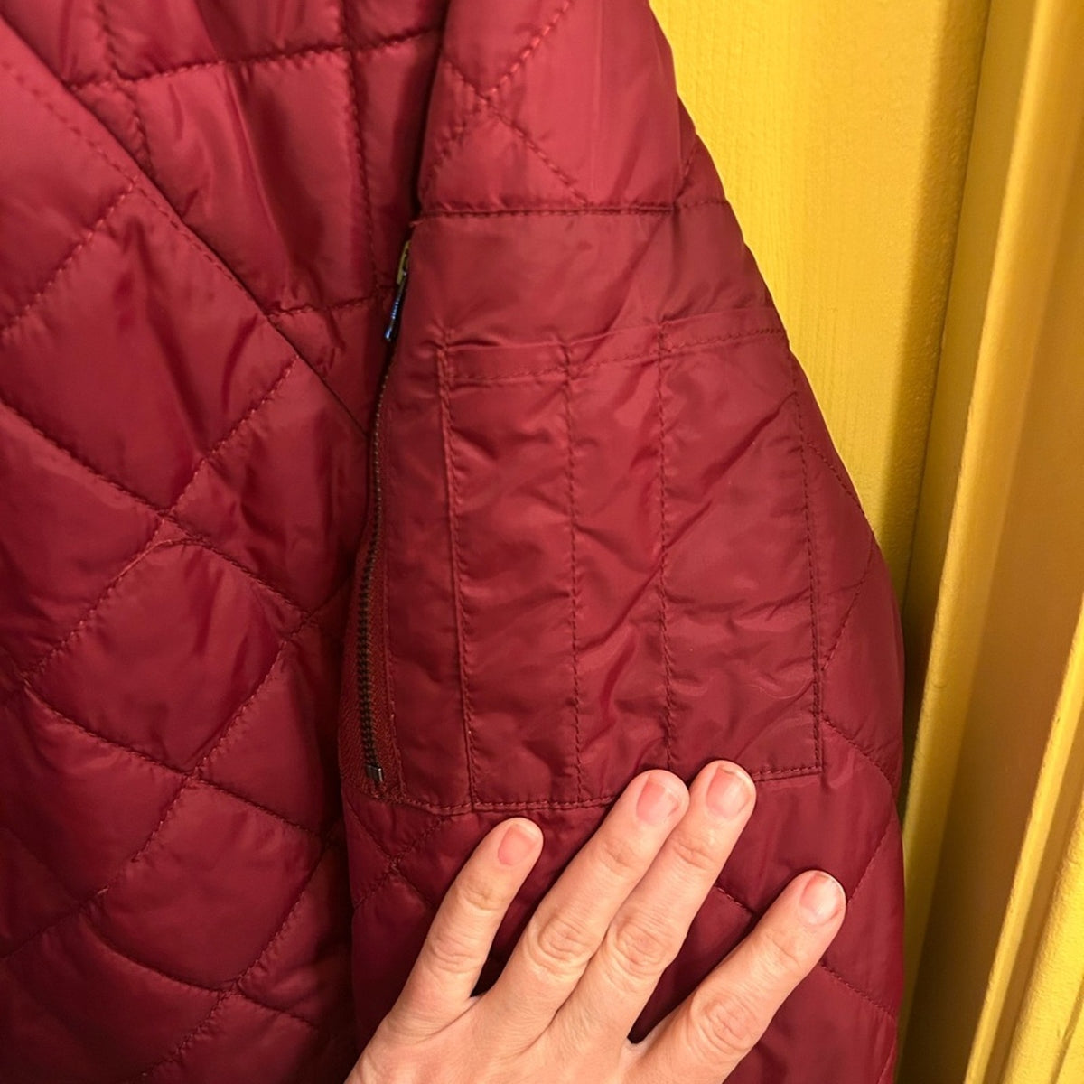 Angstar Maroon Quilted Bomber Jacket XL Aviator Utility Sleeve Pocket Burgundy