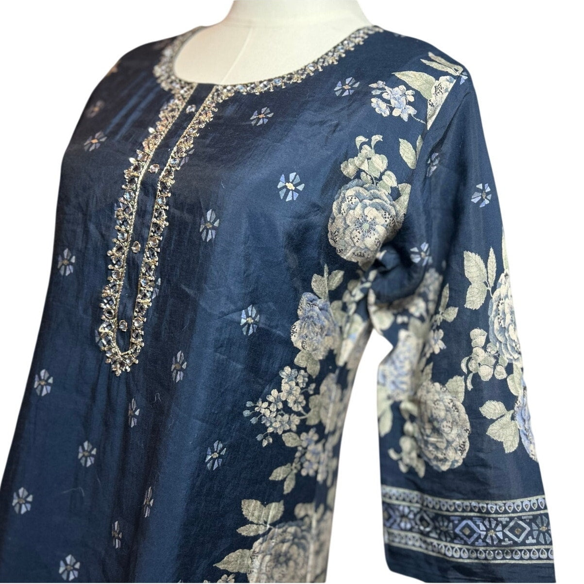 Hoondee Navy Blue Floral Embellished Kurti Tunic Dress