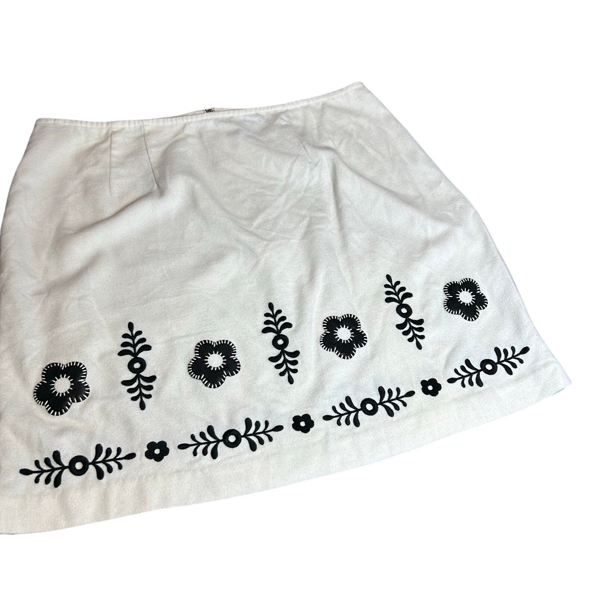 VTG 90s Venezia White Black Embroidered Mini Skirt Plus 16 XL Grunge Retro Y2K