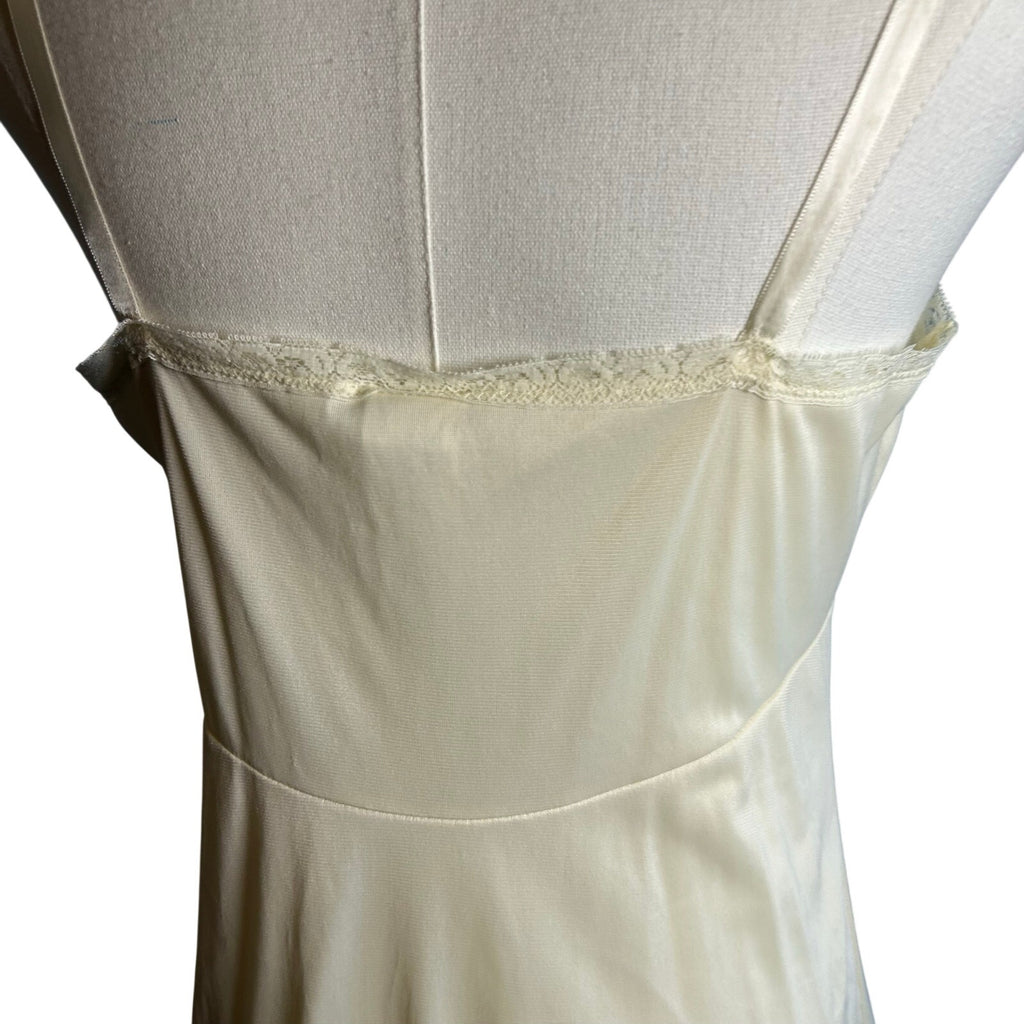 VTG 70s JCPenney Cream Slip S Minimalist Lingerie Coquette Cottage Romantic Twee