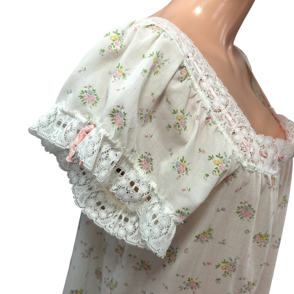 VTG 70s M/L White Pink Floral Cotton A-Line Nightgown Cottagecore Prairie Lace