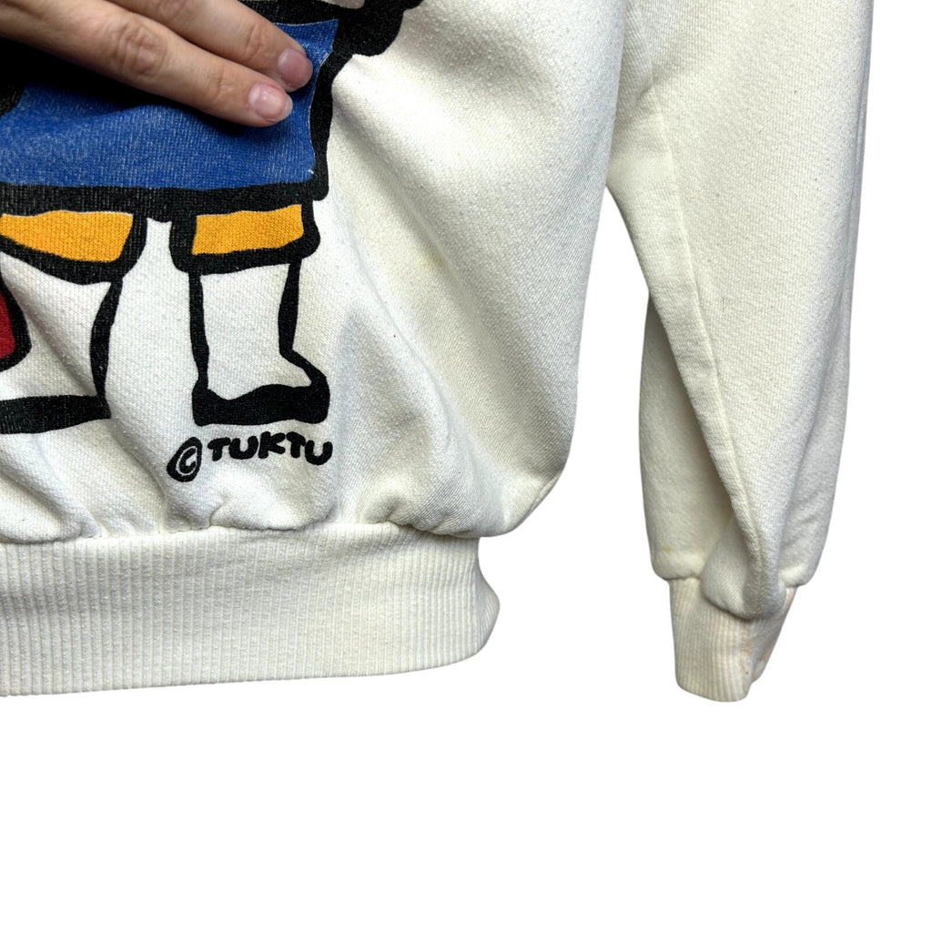 TUKTU One Size White Canadian Indigenous Art Graphic Sweatshirt Crewneck Fleece